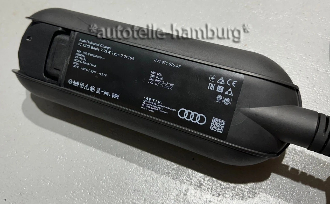 Audi e-tron elektromobilio nešiojamas kroviklis, Type 2, 7,2 kW, 5m, 2X16A