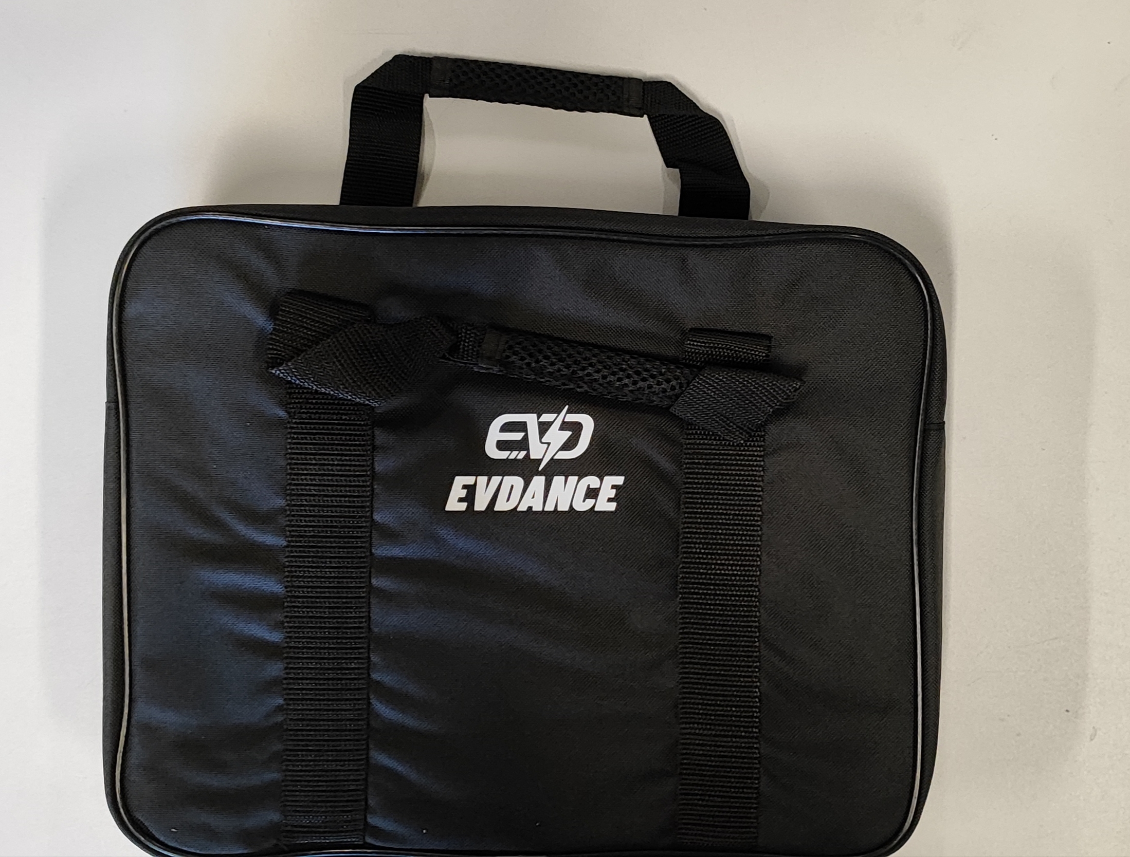 Elektromobilio kroviklis Type 2 (įkrovimo laidas) 1,4 - 3,6 kW  6 metrų ilgio kabelis