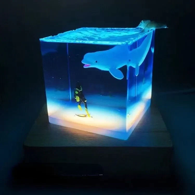 Humpback Lamp