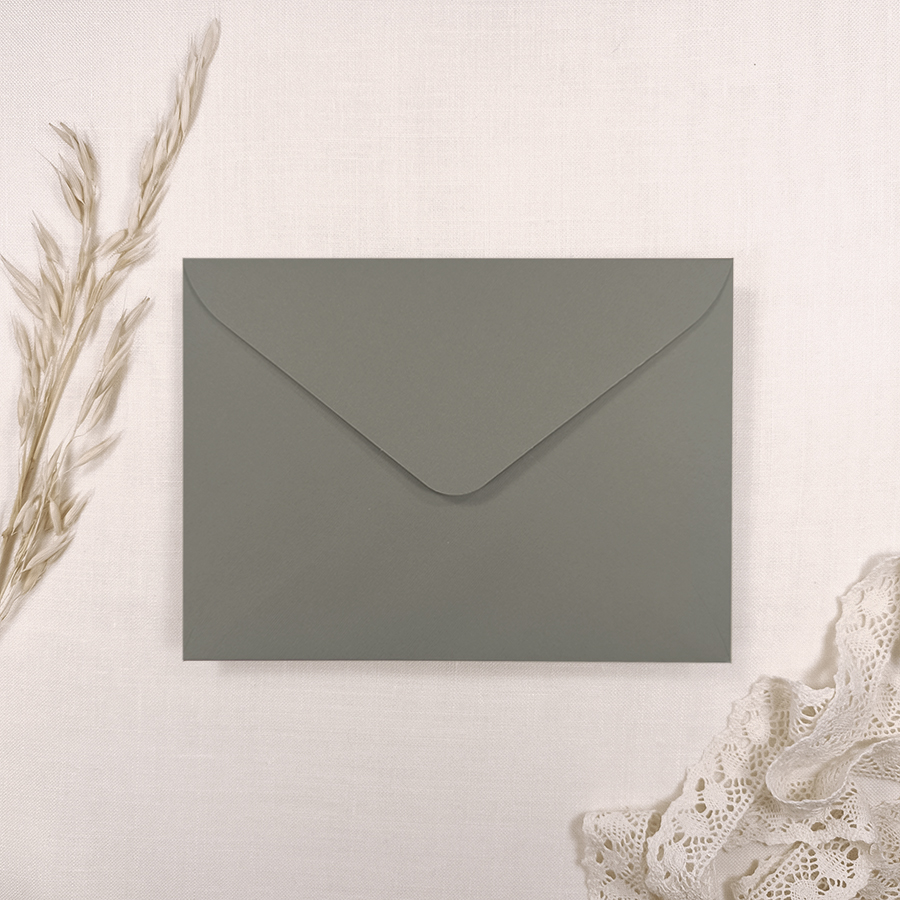 Sobre de papel VERJURADO GRIS