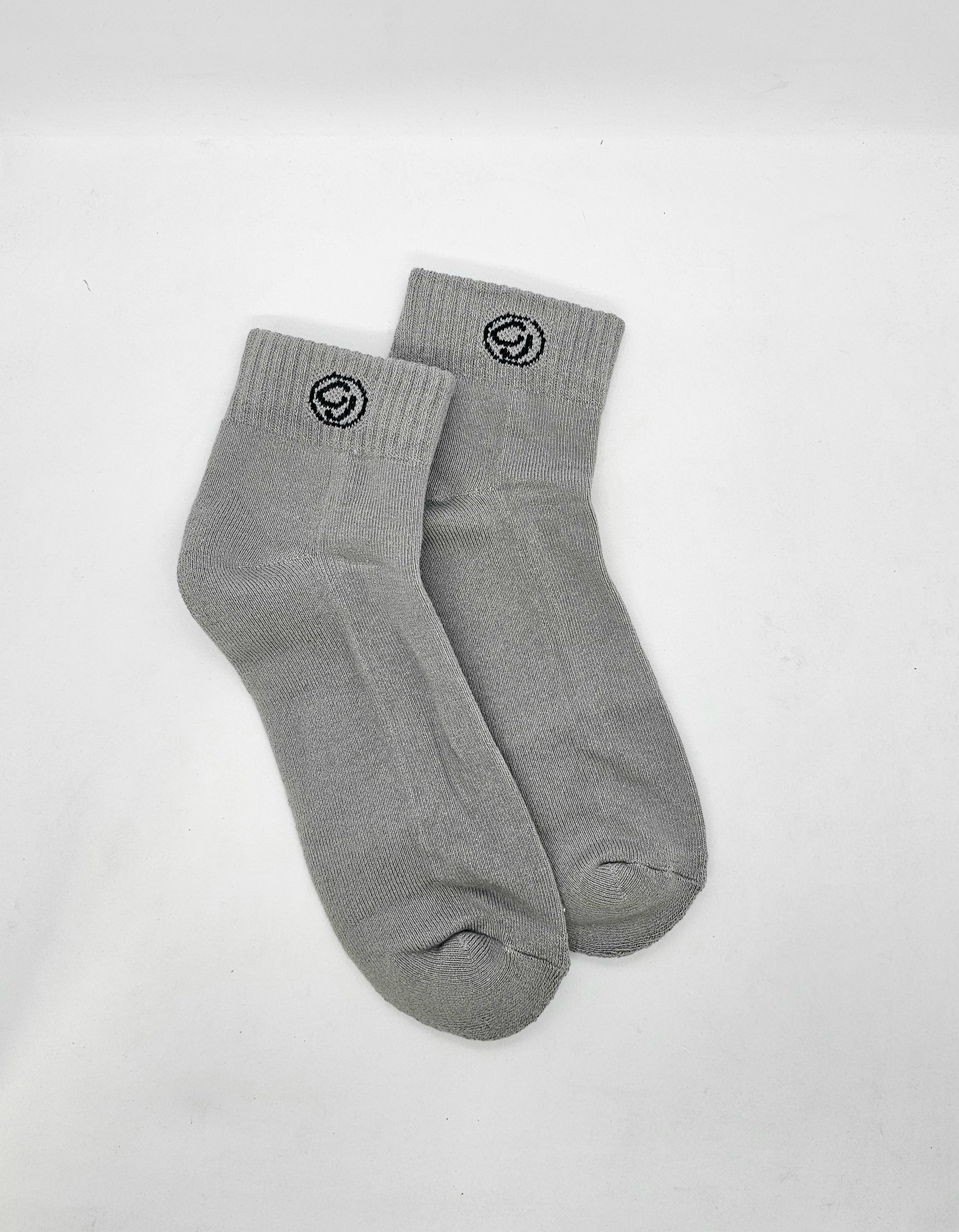 Gray Men Ankle Socks 10-13 