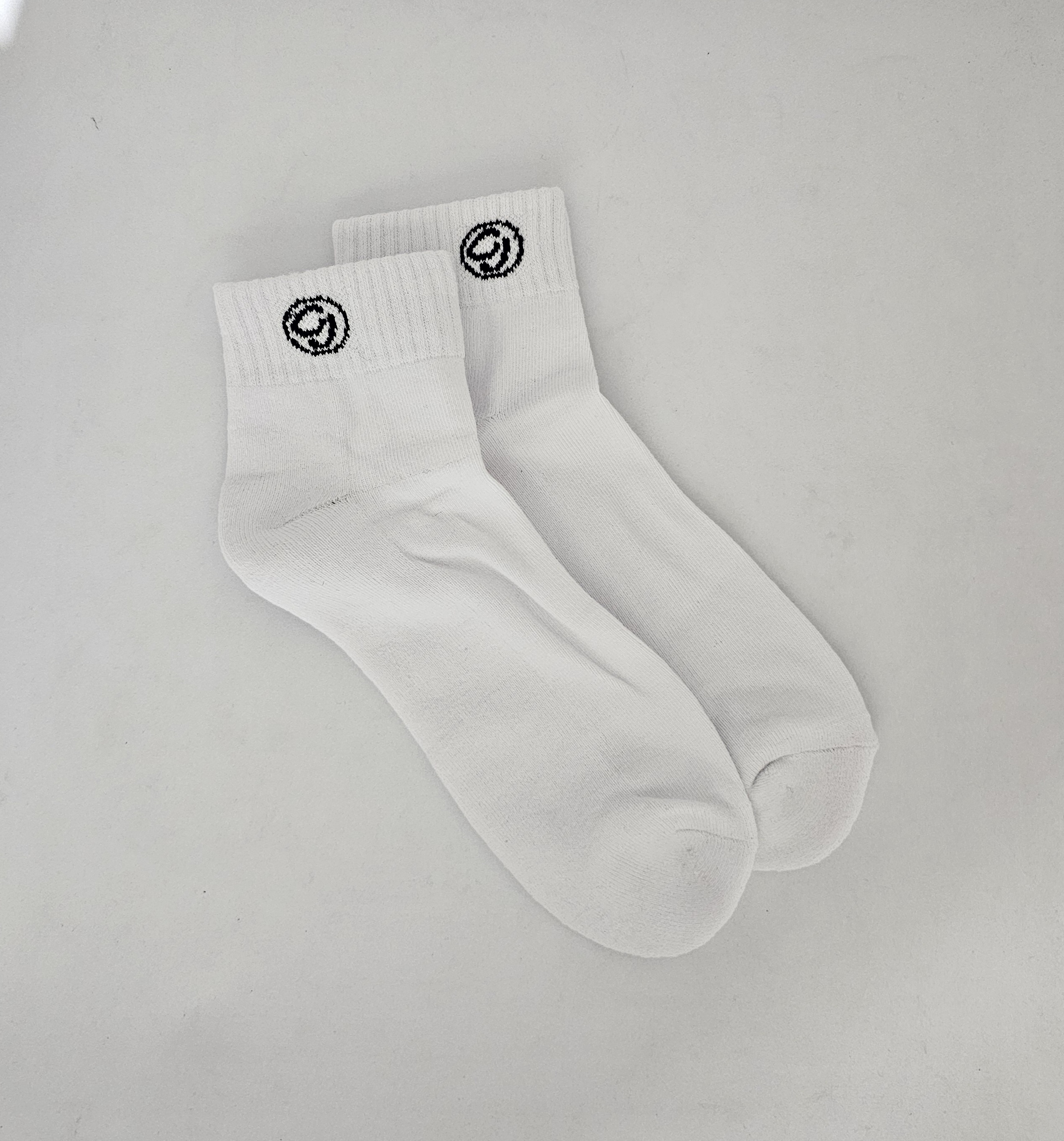 White Men Ankle Socks 10-13 