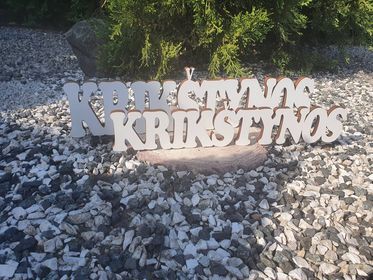 Pastatomos raidės - Krikštynos