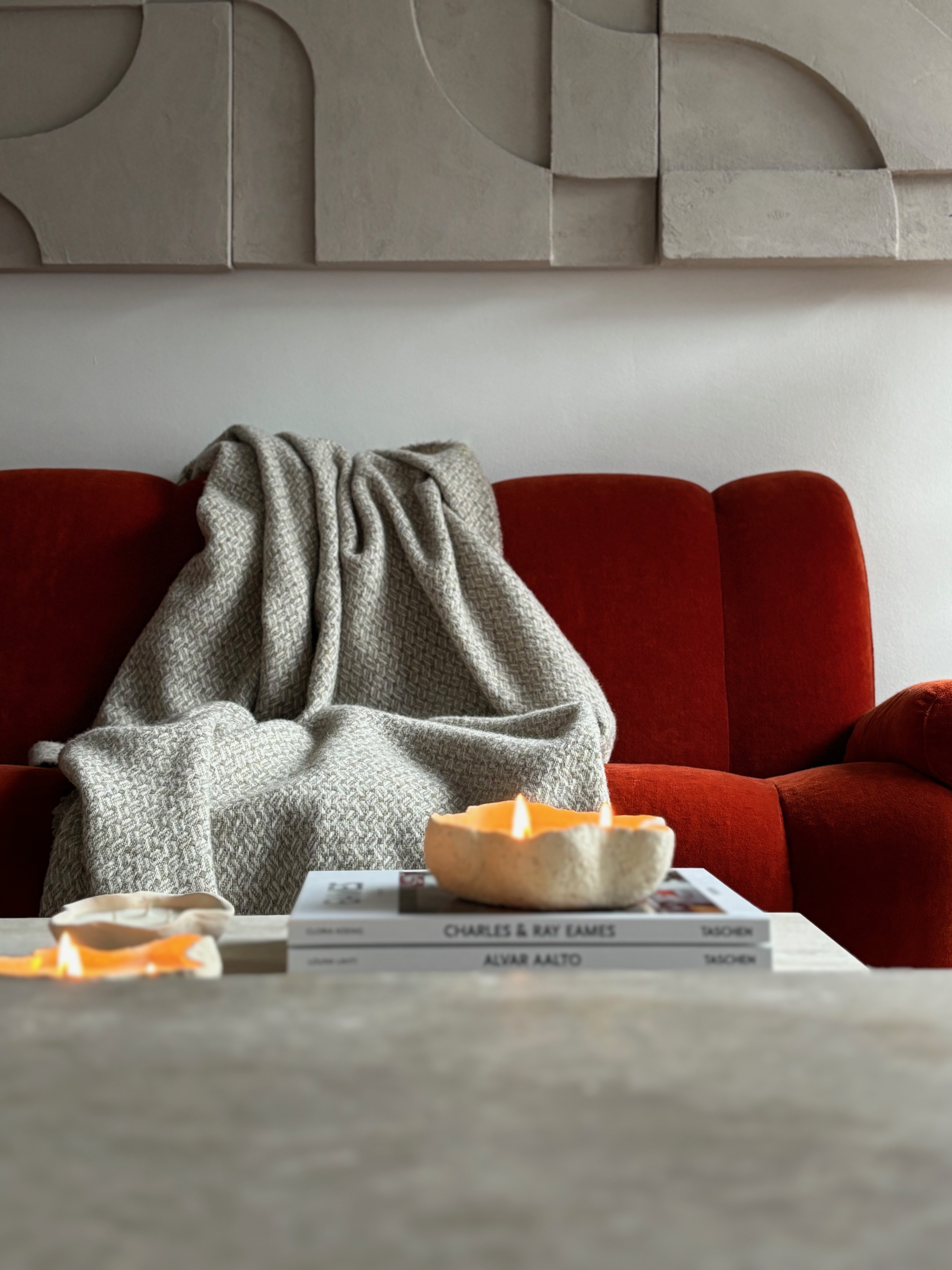 CLOUD organic shape handcrafted candle