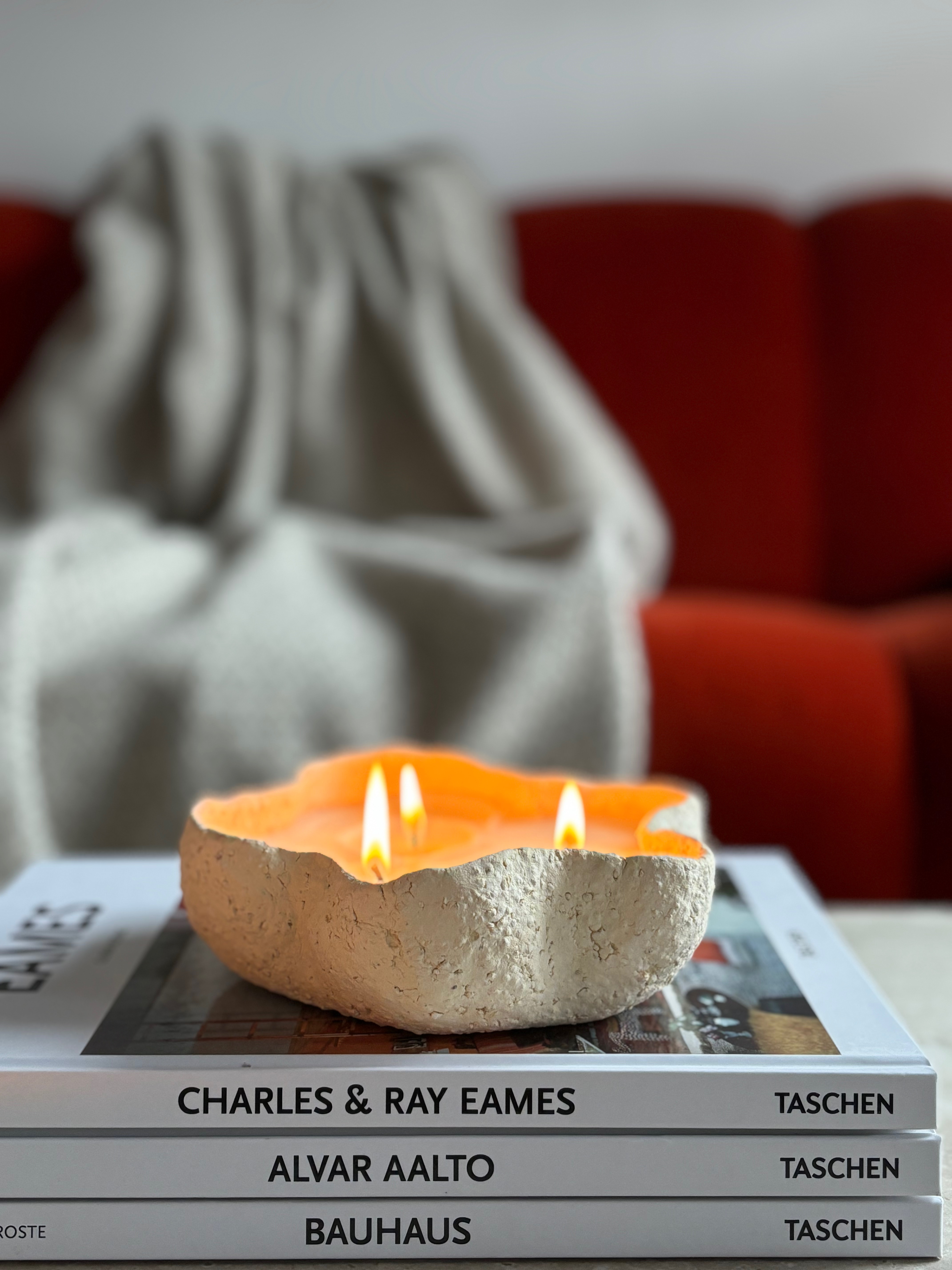 CLOUD organic shape handcrafted candle