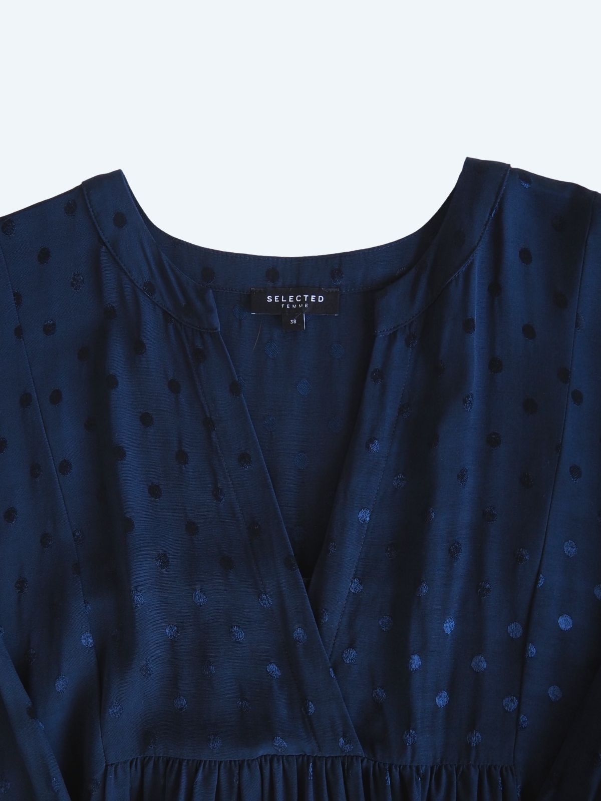 Sukienka w kropki oversize Selected Femme Wiskoza Lyocell