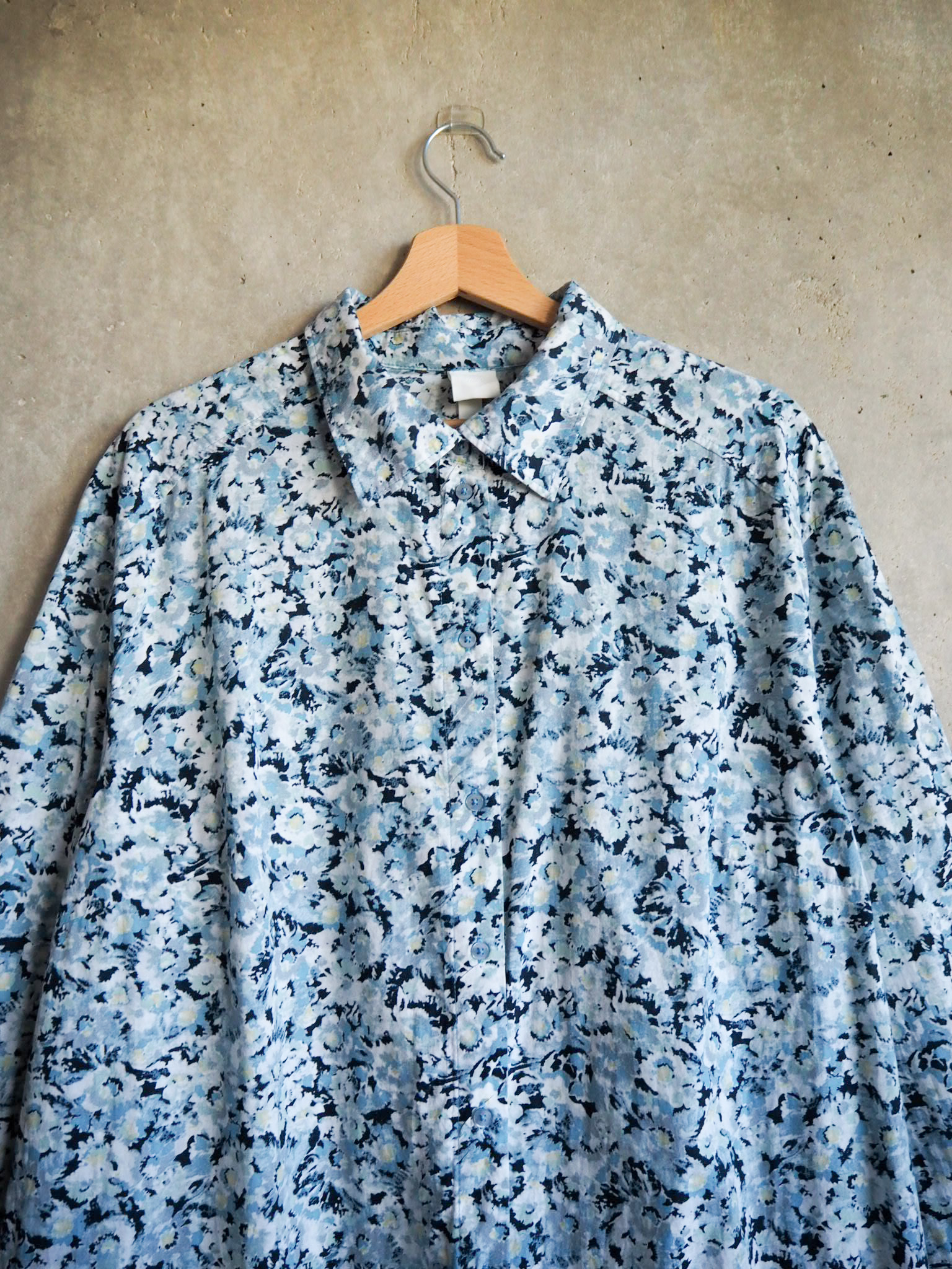 Sukienka w kwiaty H&M
