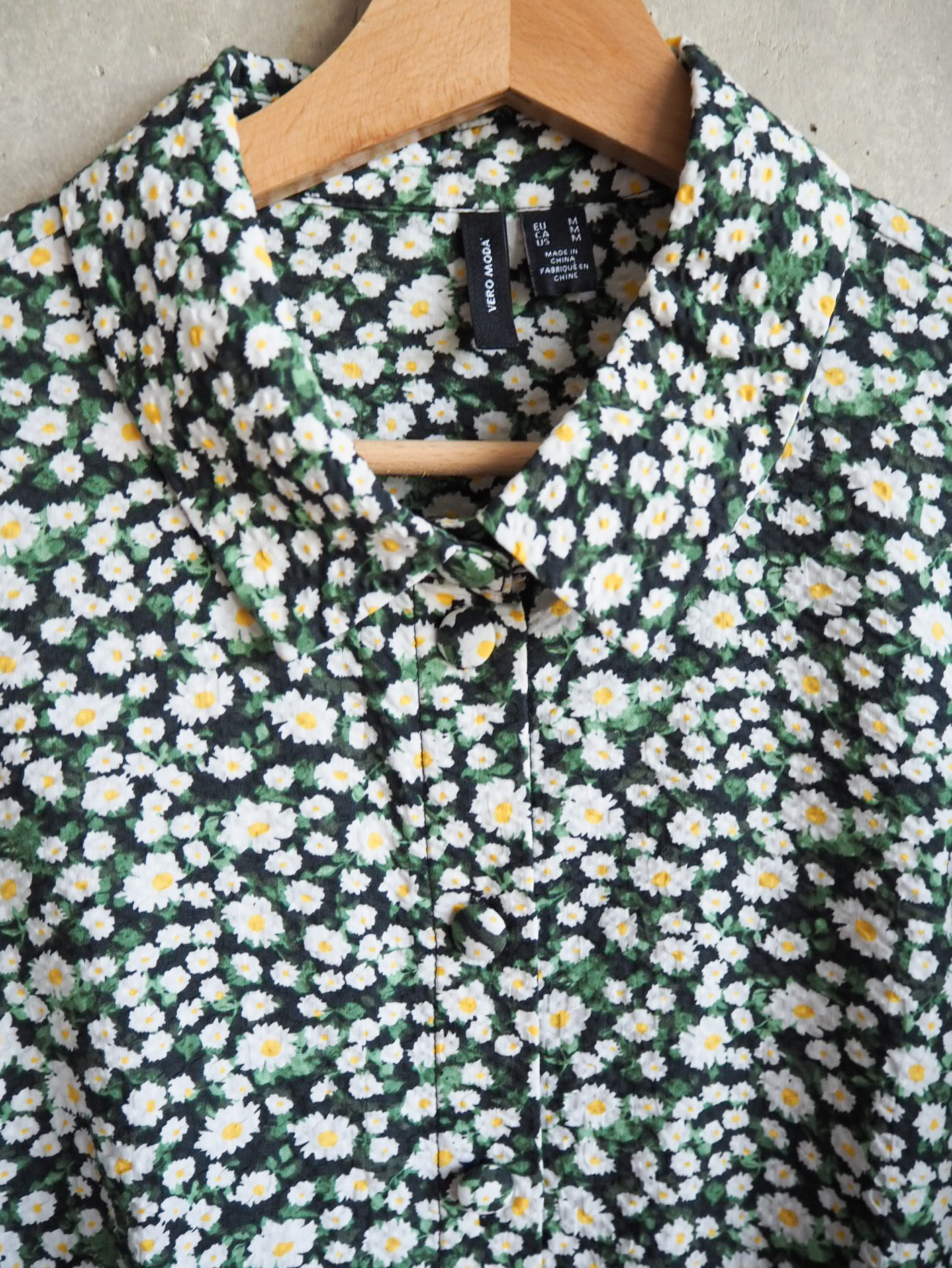Sukienka w kwiaty Vero Moda