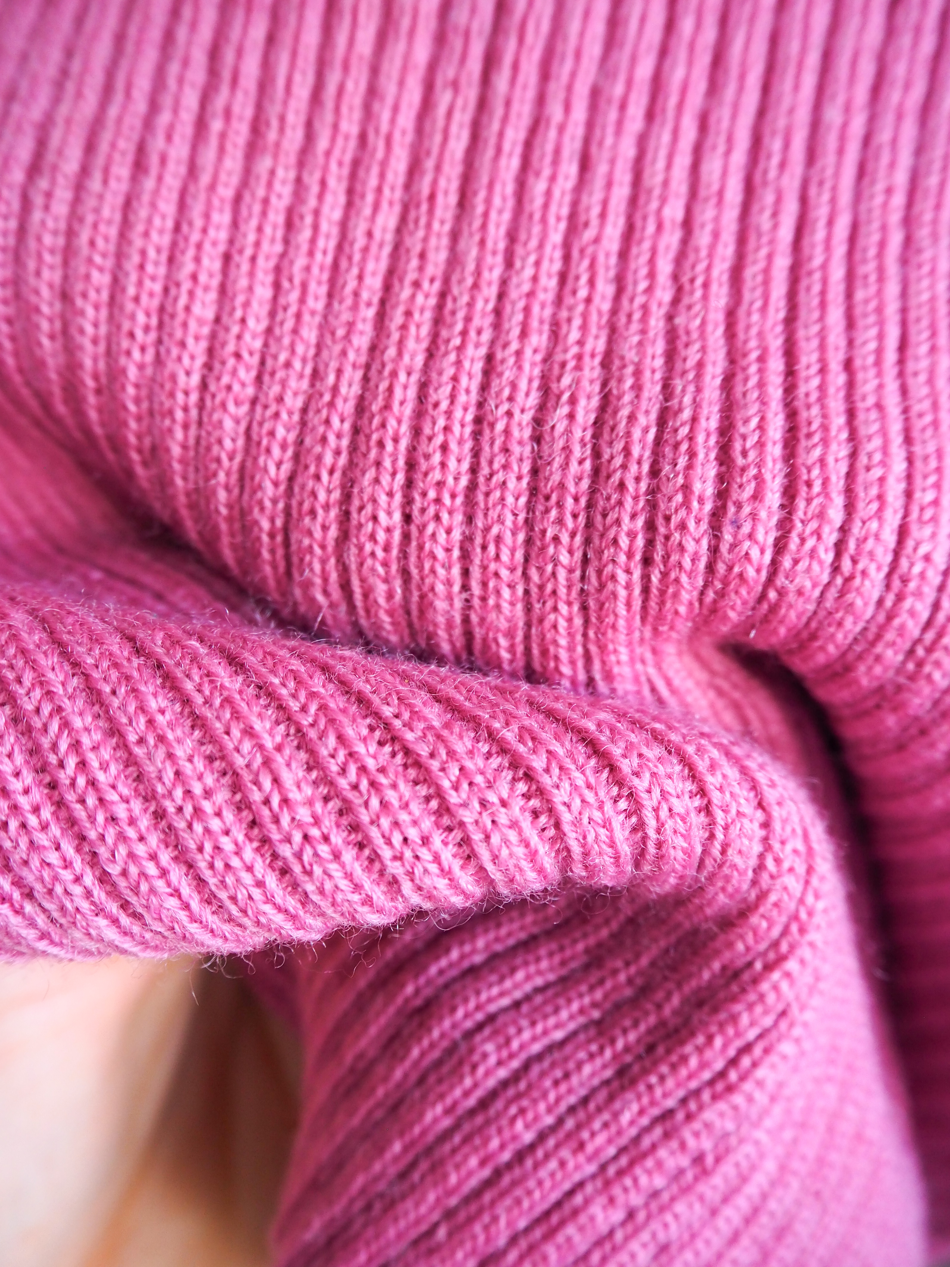 Prążkowany sweter Troll Wełna 