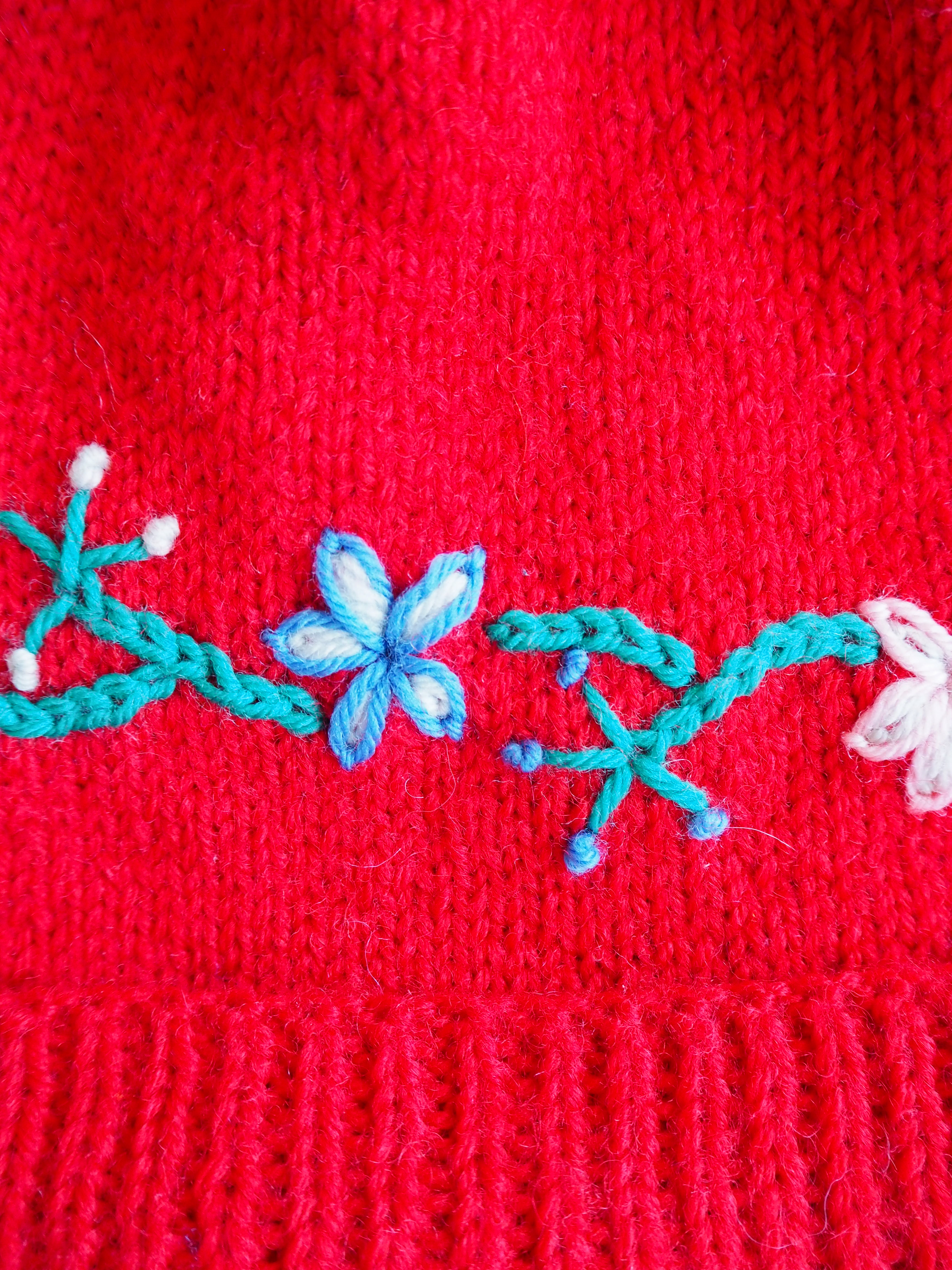 Czapka w kwiaty Wełna