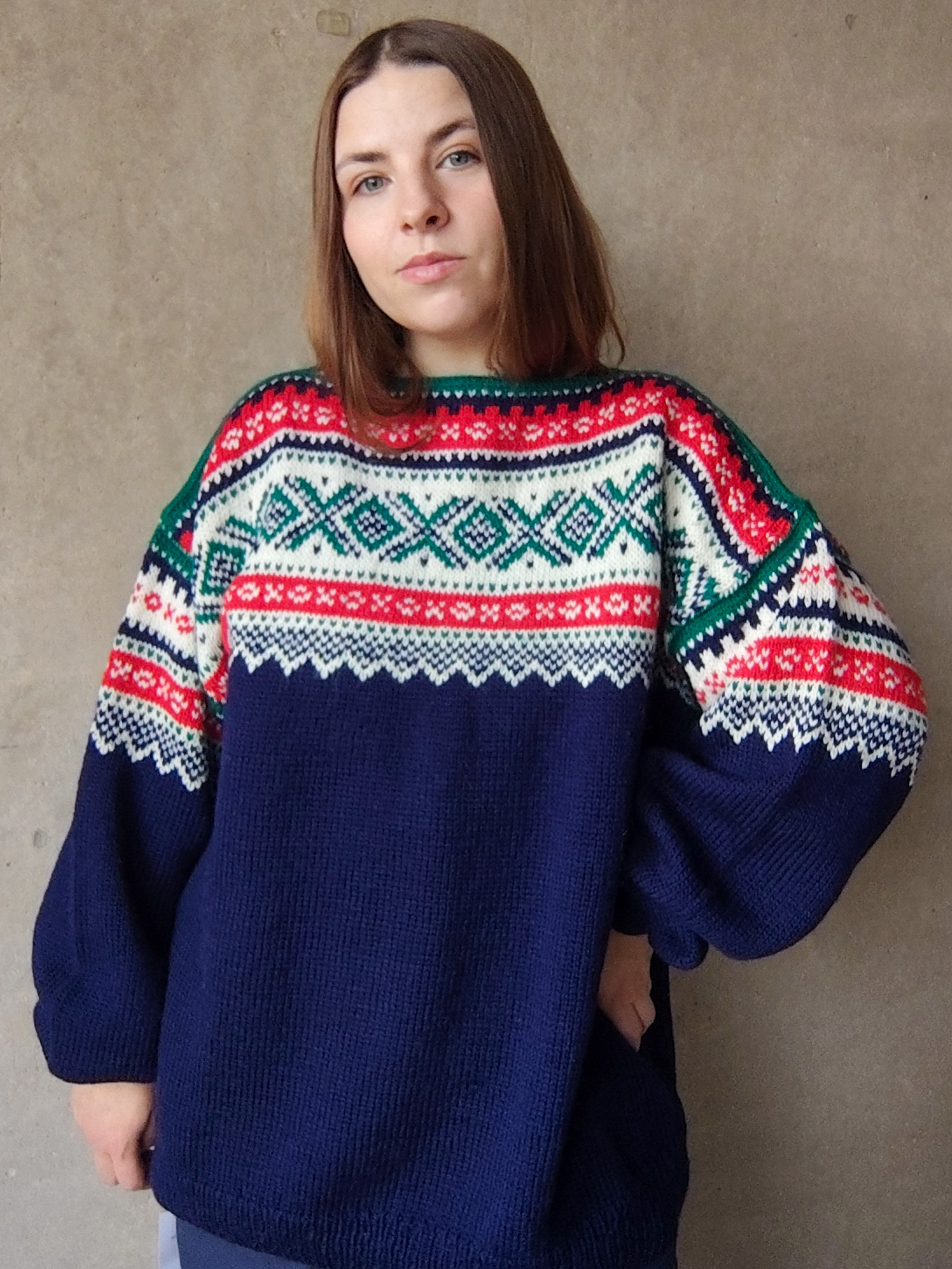 Sweter w norweskie wzory Wełna