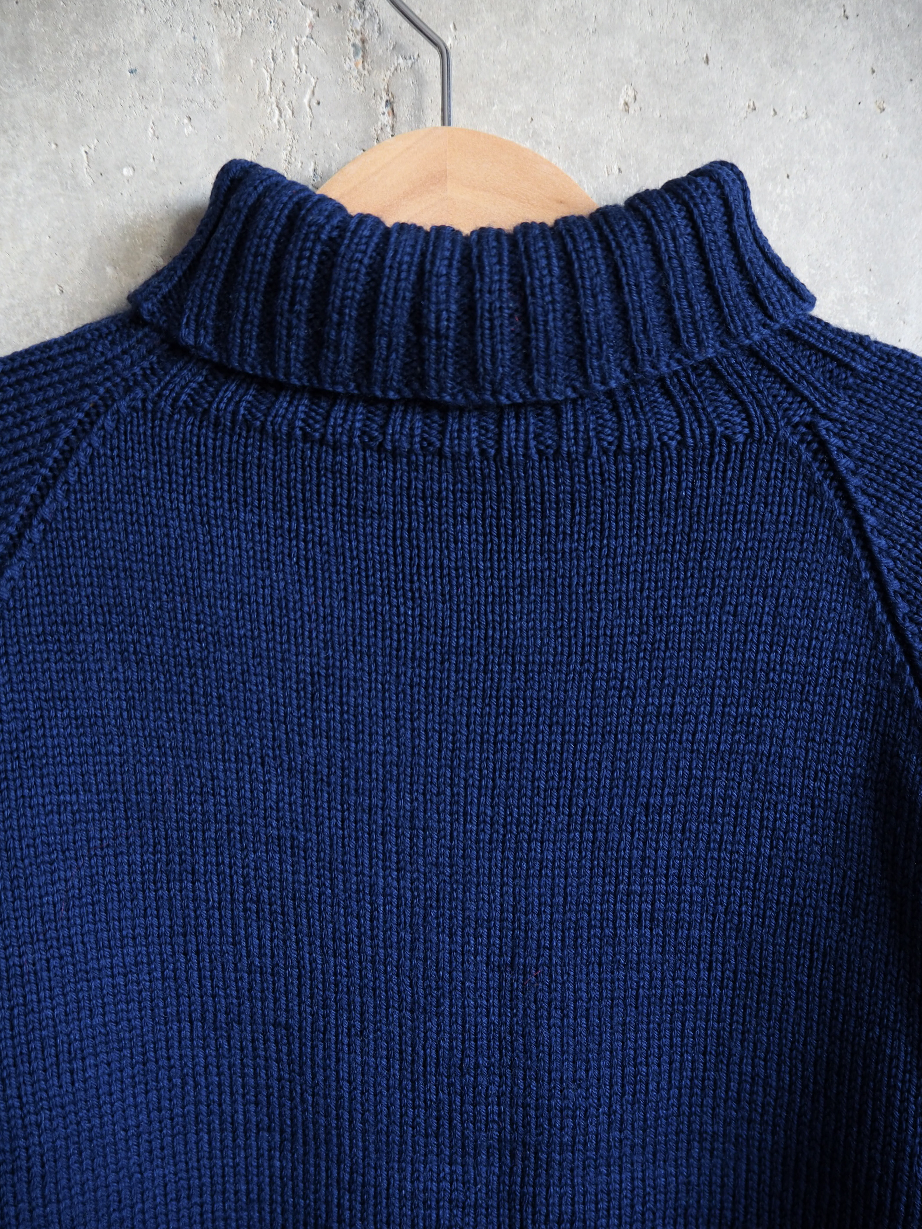 Sweter z golfem Wełna