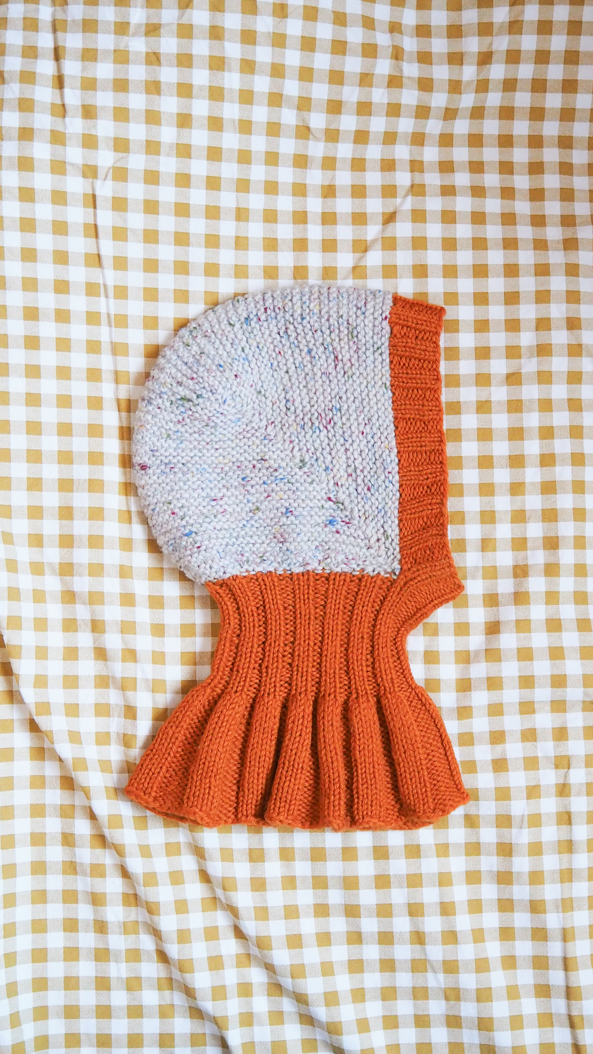 Kapturek konfetti Wełna