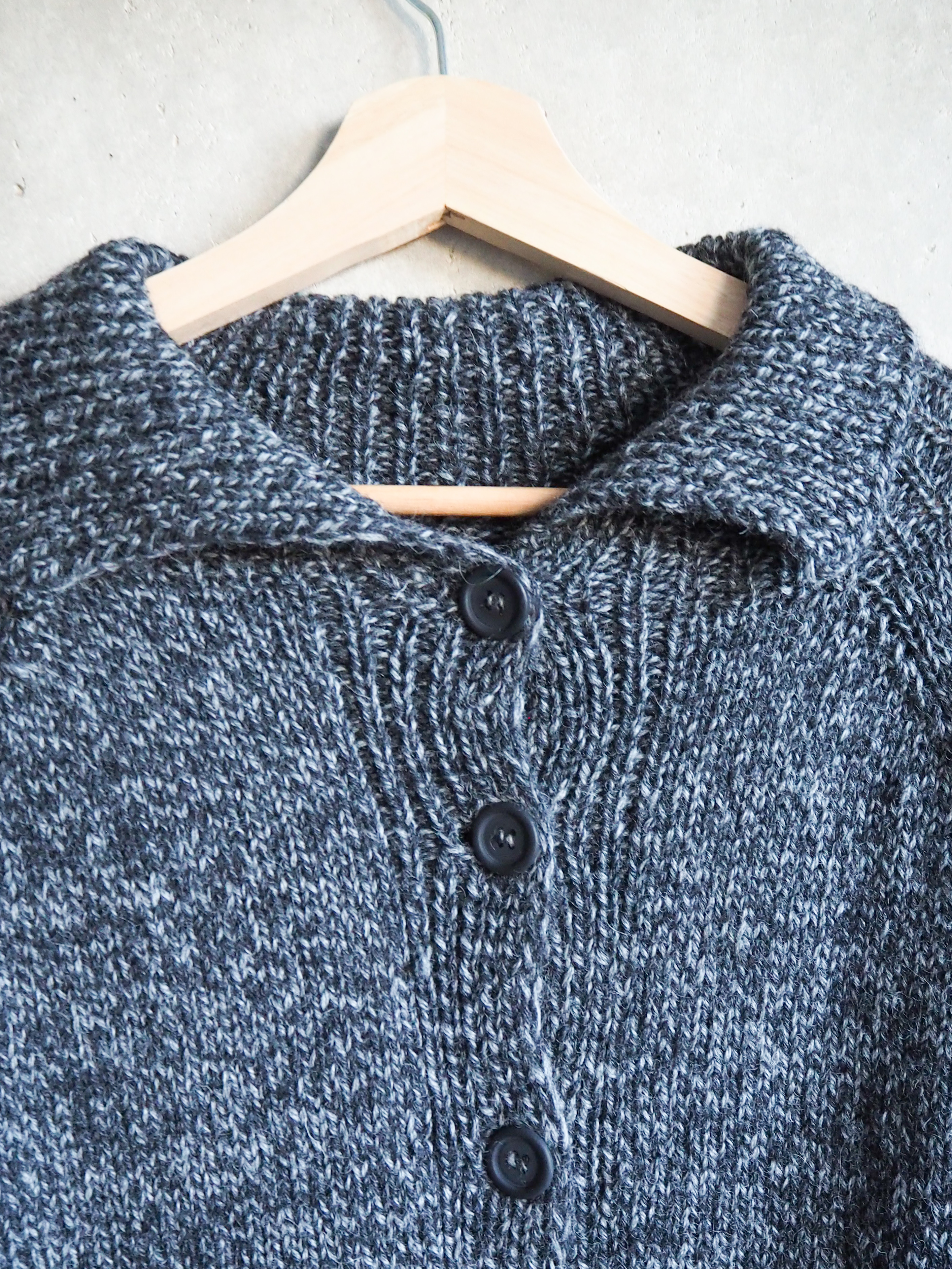 Kardigan z kołnierzykiem Wełna