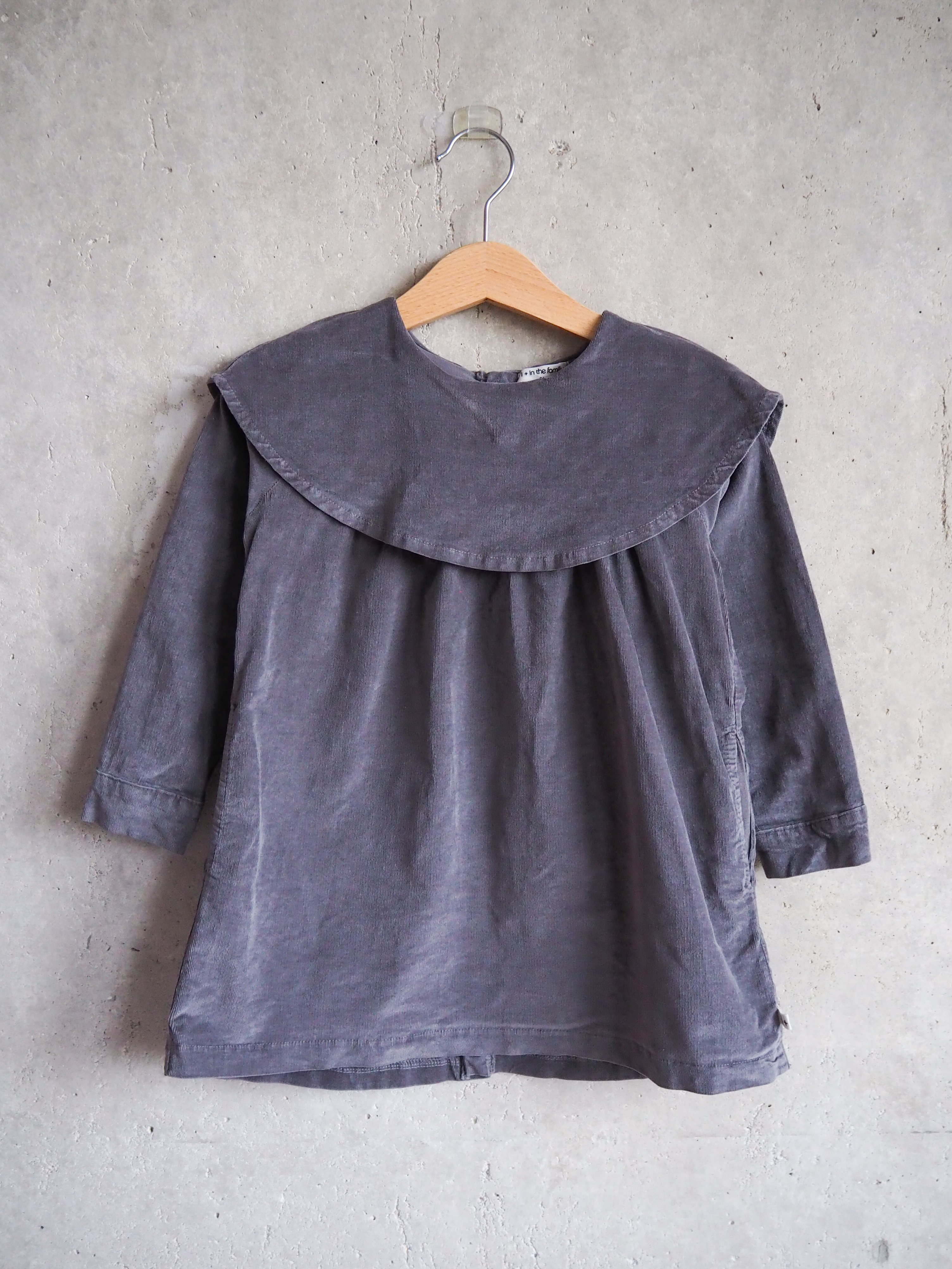 Sukienka z kołnierzykiem 1 + In the family