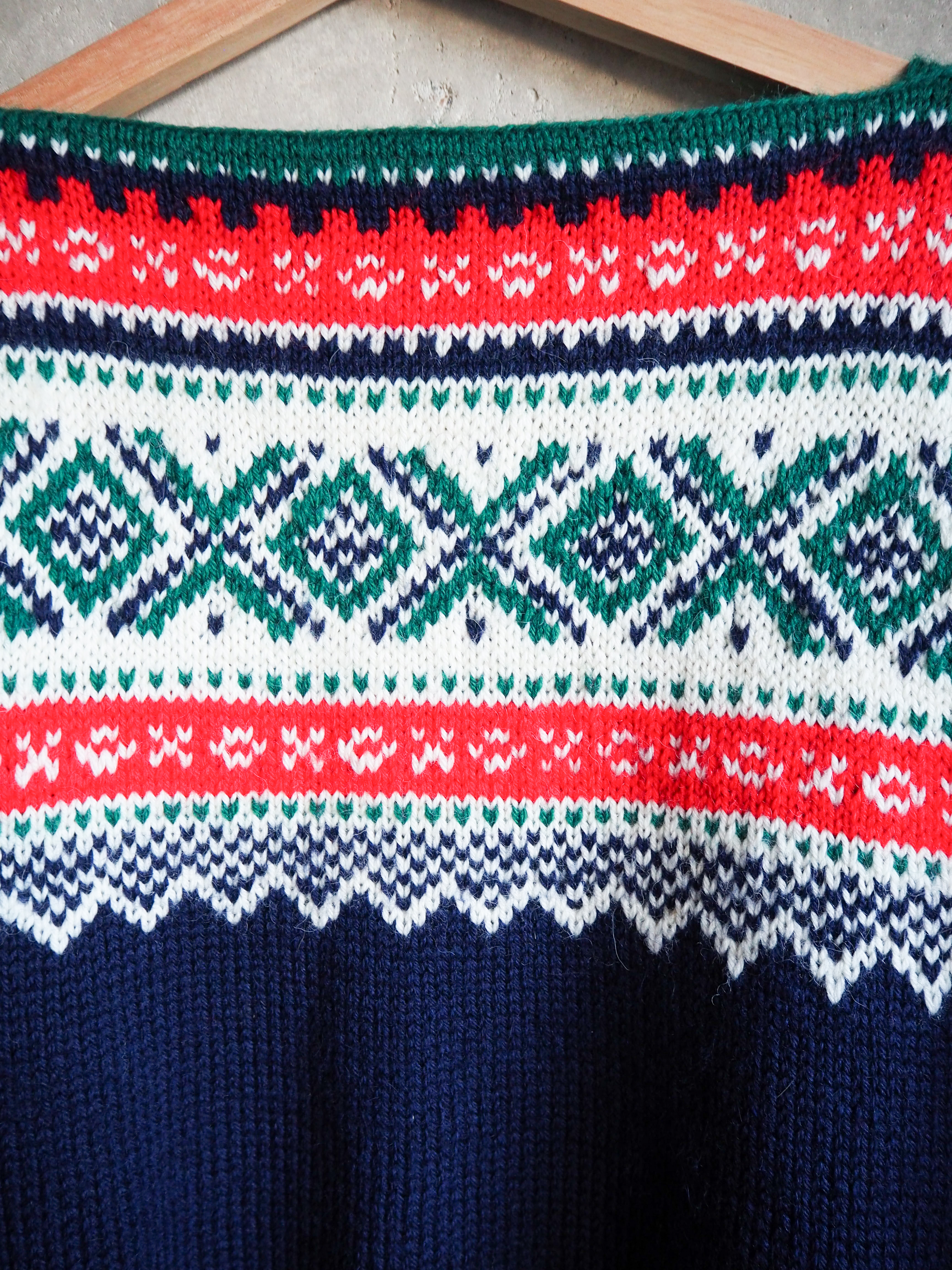 Sweter w norweskie wzory Wełna