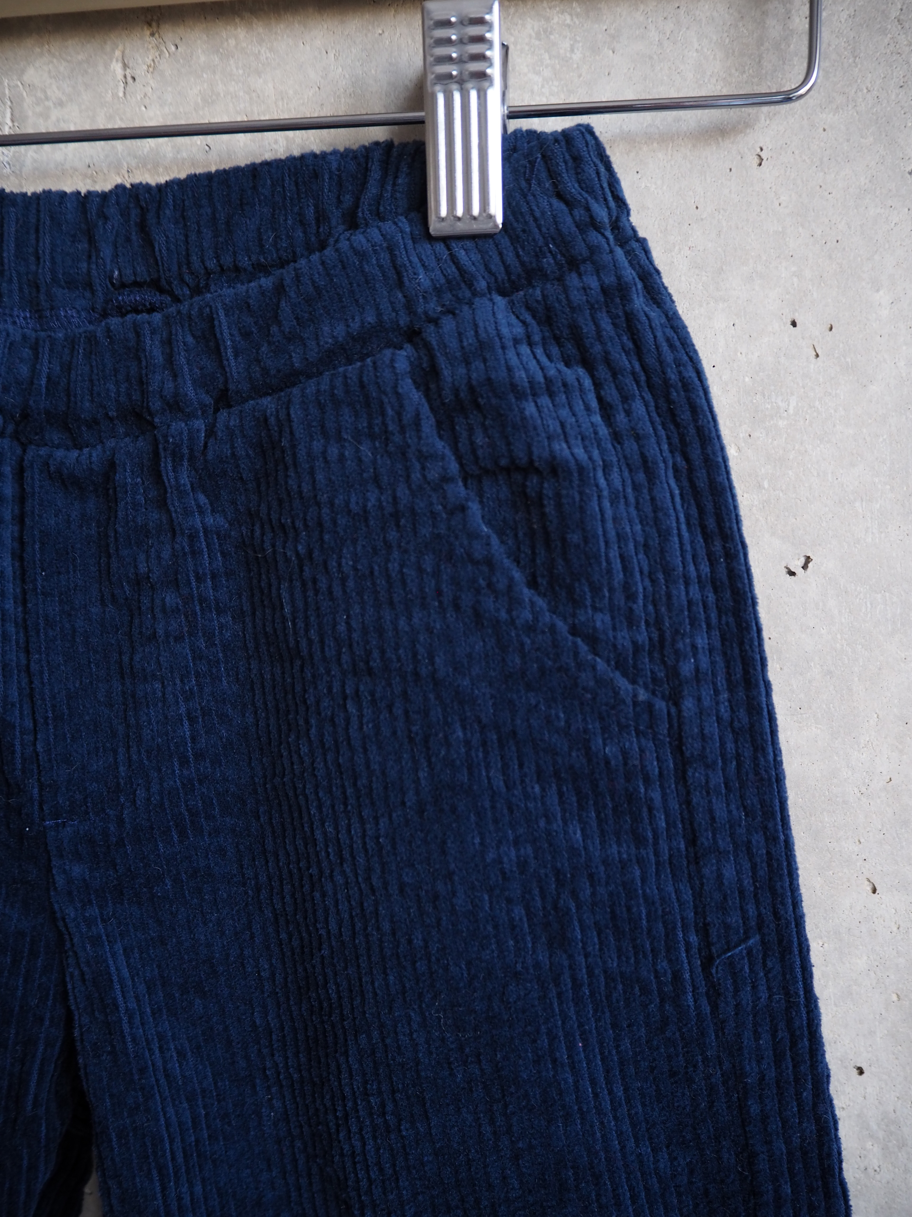 Spodnie sztruksowe Huttelihut