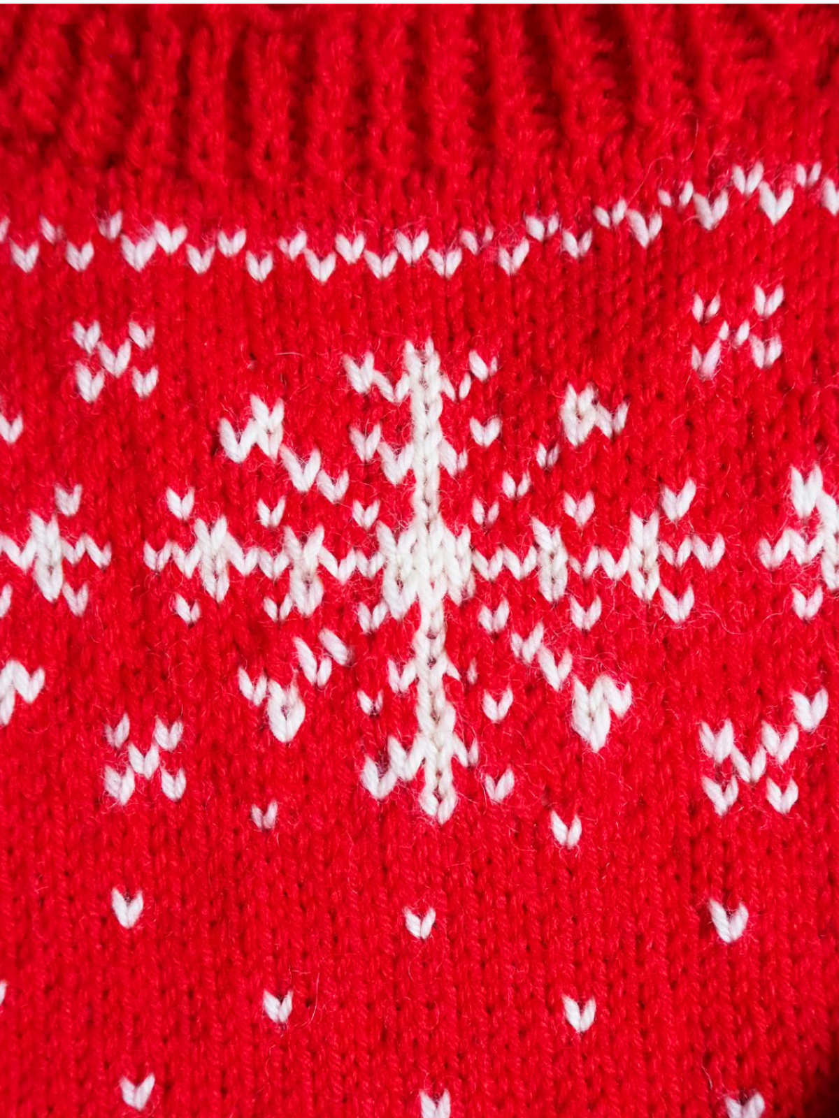 Sweter w śnieżynki Wełna