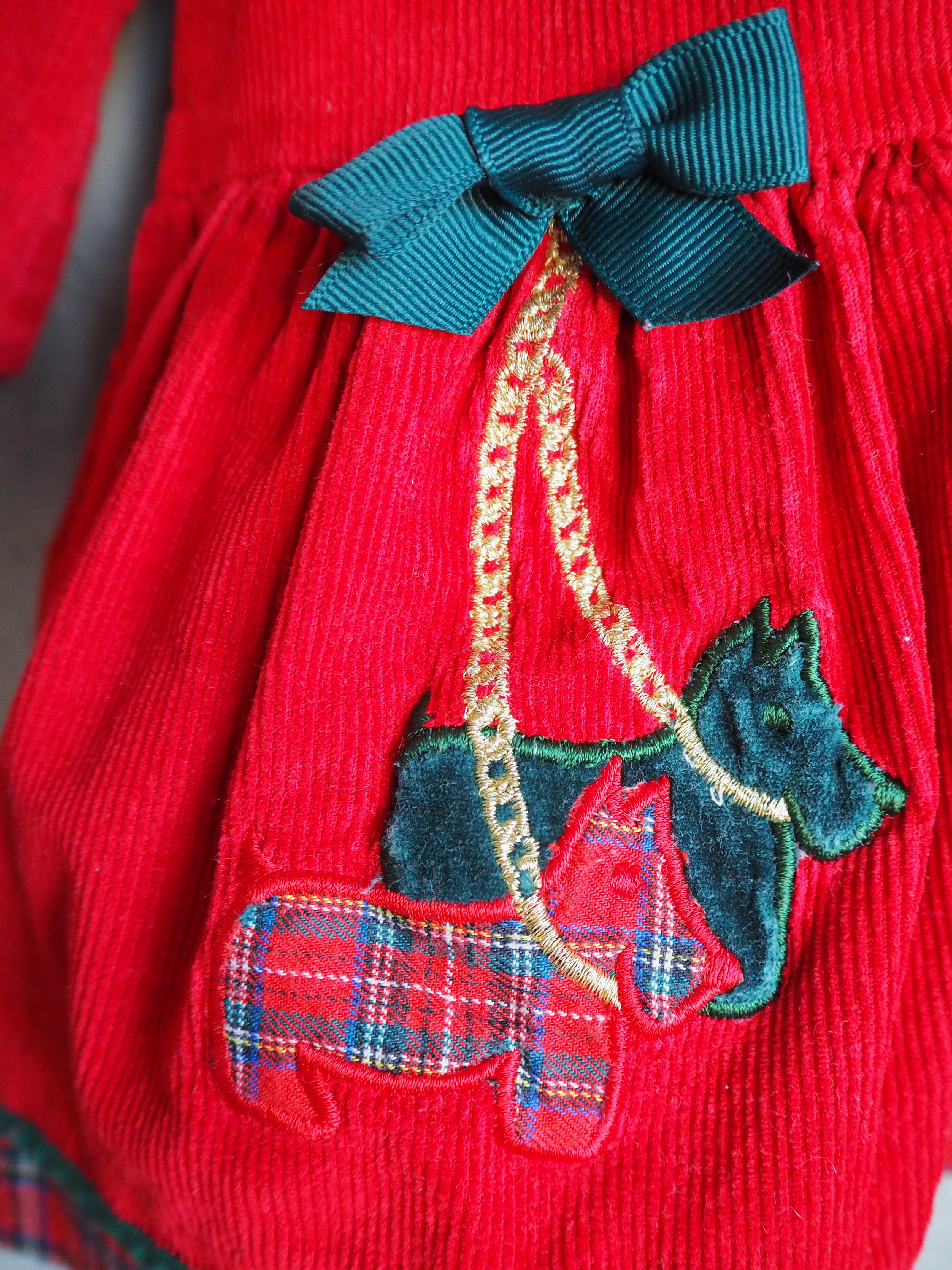 Sukienka z kołnierzykiem Vintage