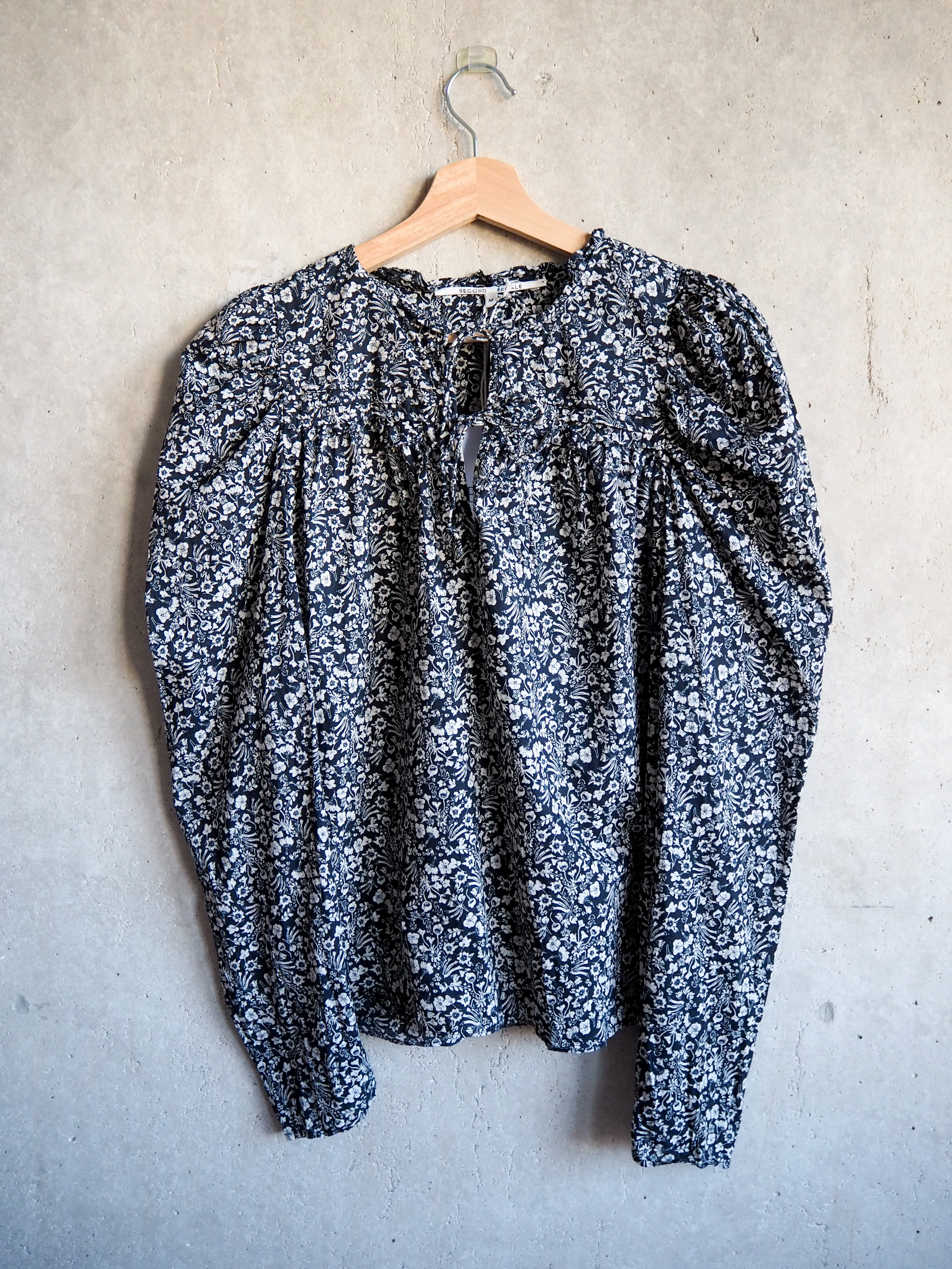 Bluzka w kwiaty Second Female 