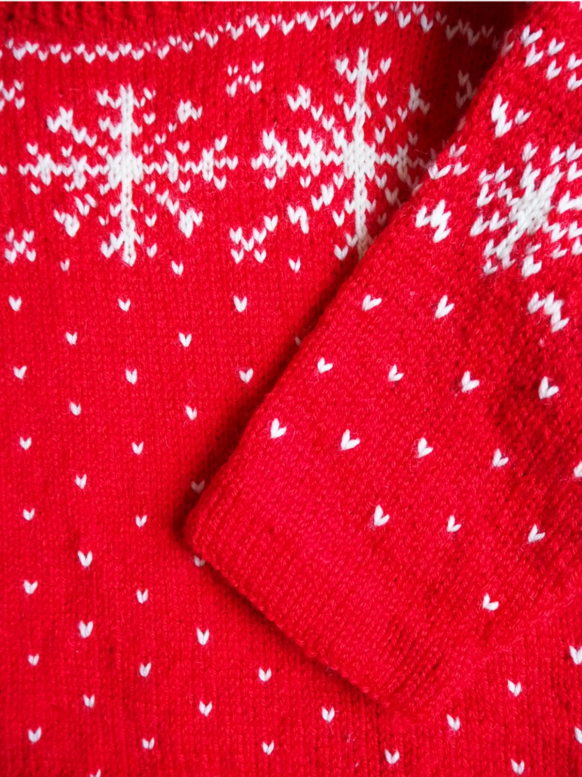 Sweter w śnieżynki Wełna