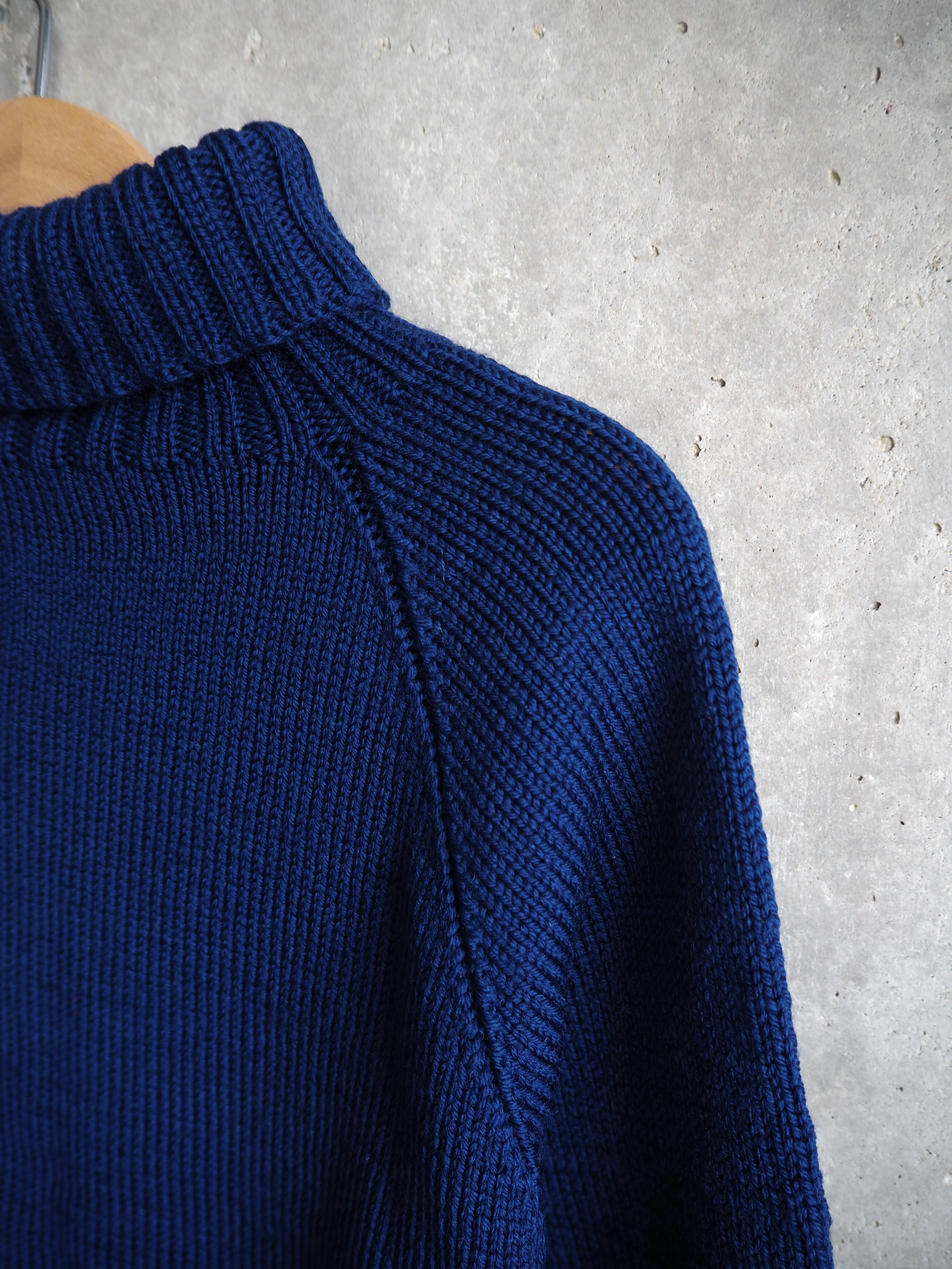 Sweter z golfem Wełna