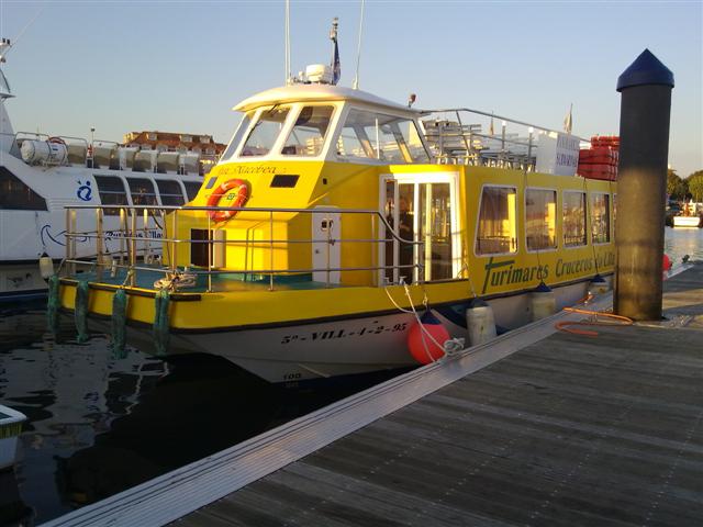 BARCO DE PASAJE ULLA