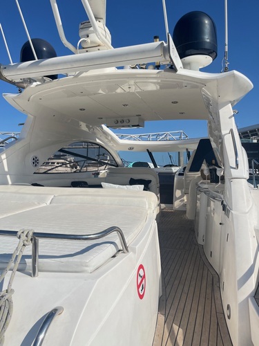 Yate de Lujo SUNSEEKER CAMARGUE 50