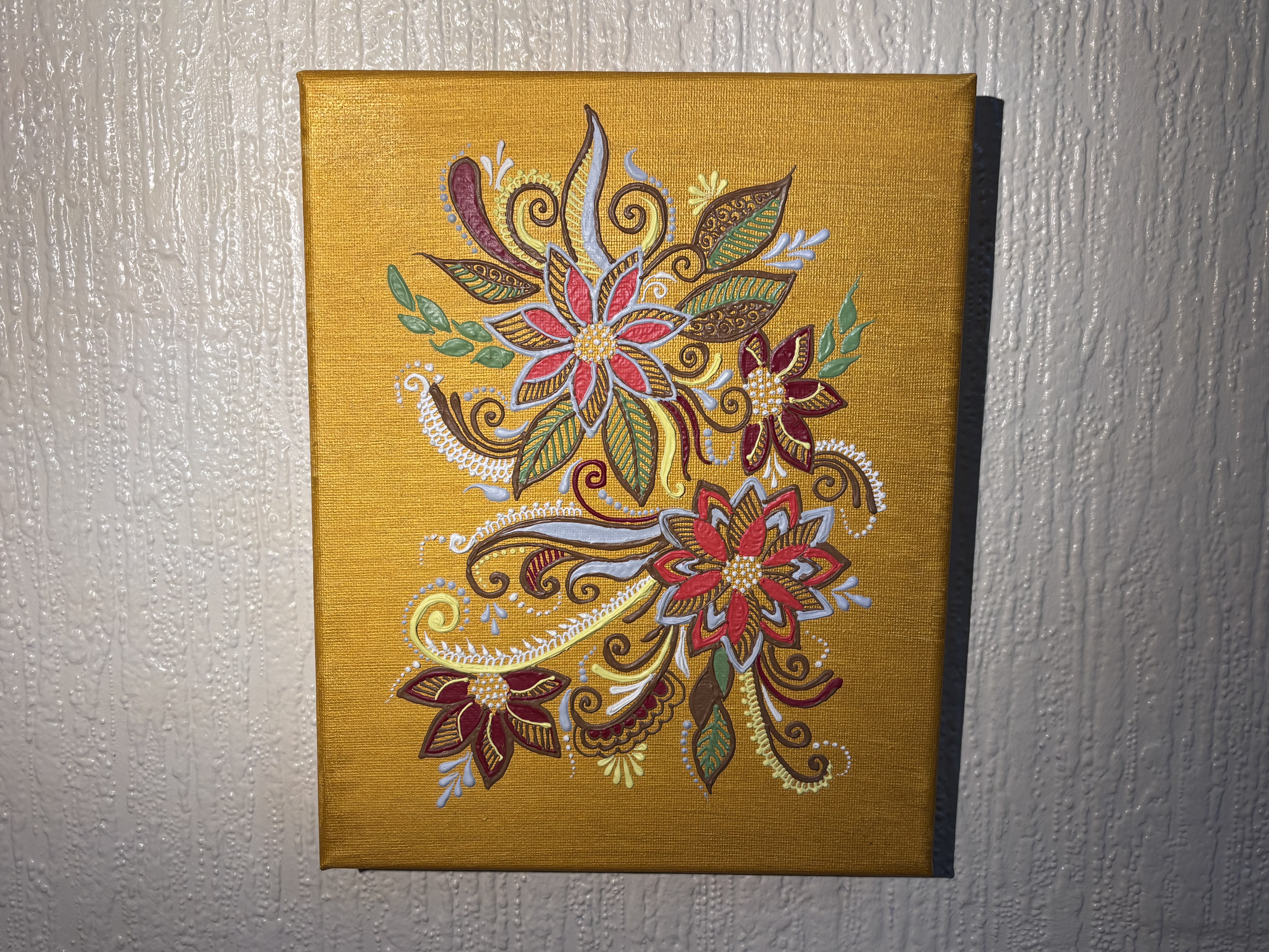 “Golden Blossom Flow“