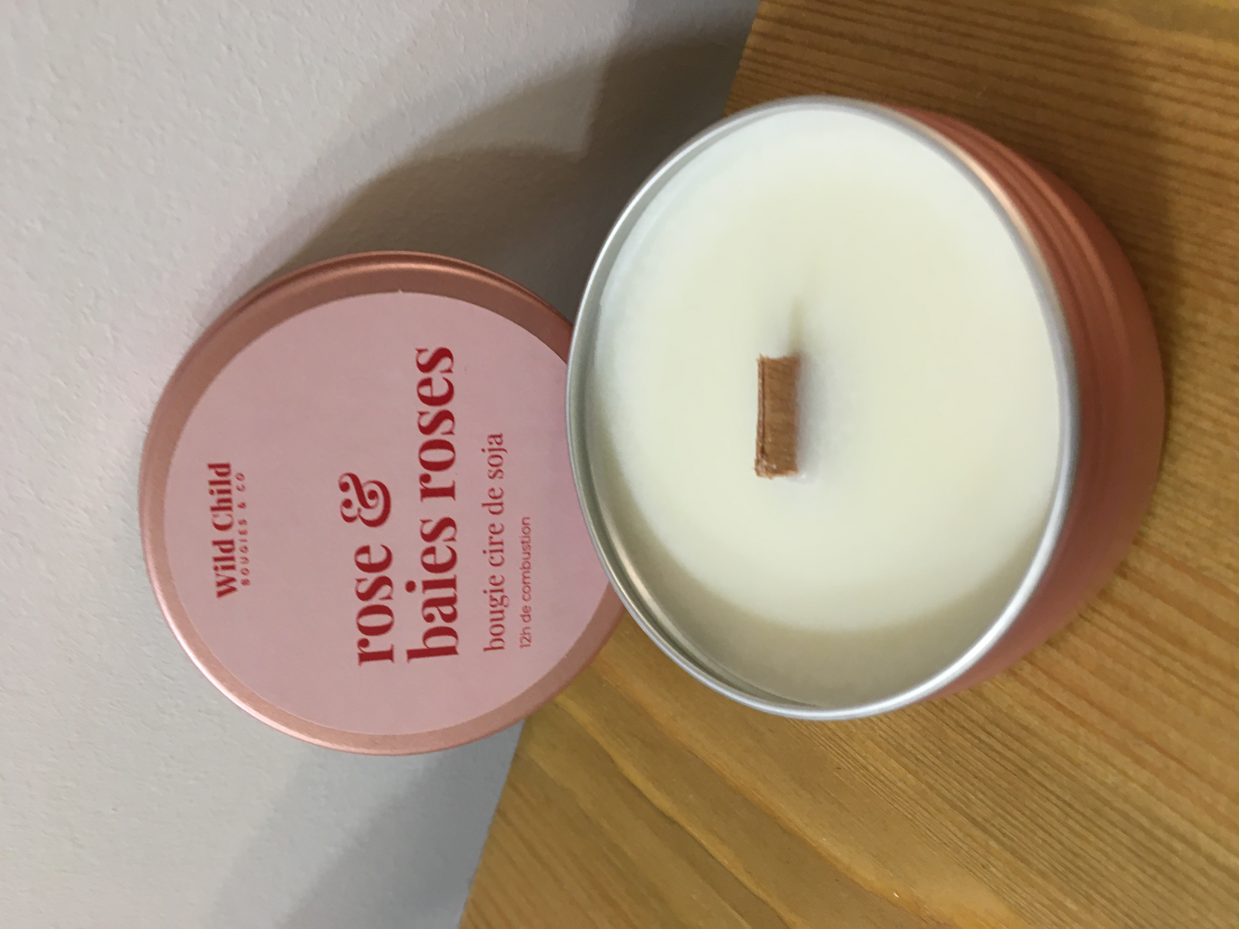 Bougie artisanale Rose et baies roses