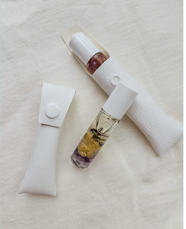 Etui blanc pour roll-on