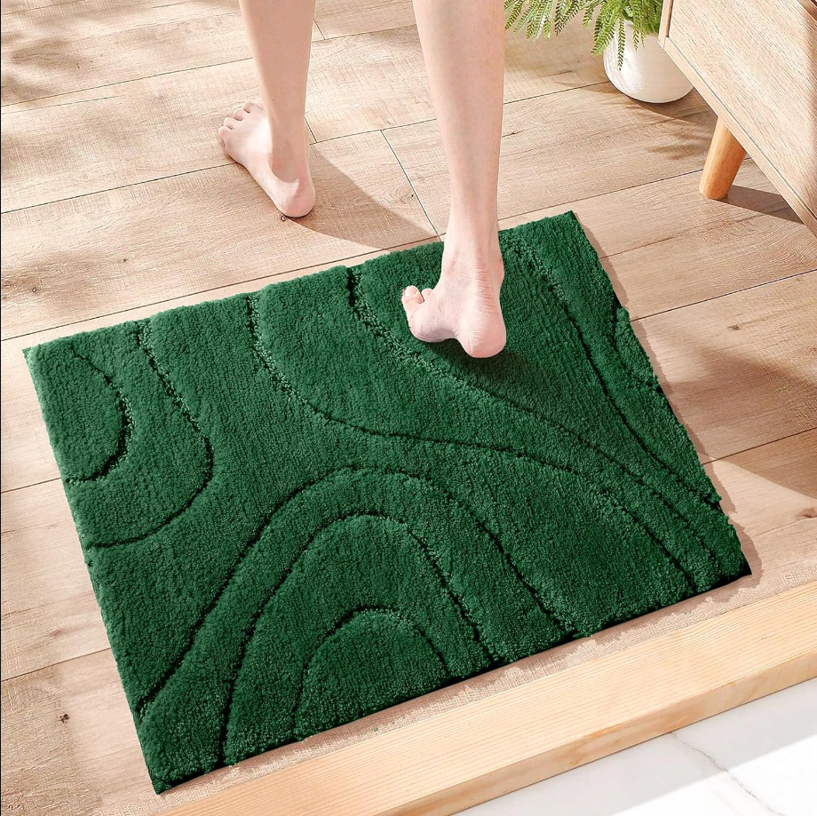 Bathroom Rugs Mat,Soft Plush Shaggy Microfiber Bath Rug,Non Slip Bath Mats for Bathroom Floor,Machine Washable Absorbent Carpet for Shower Tub,Green 18"x24"