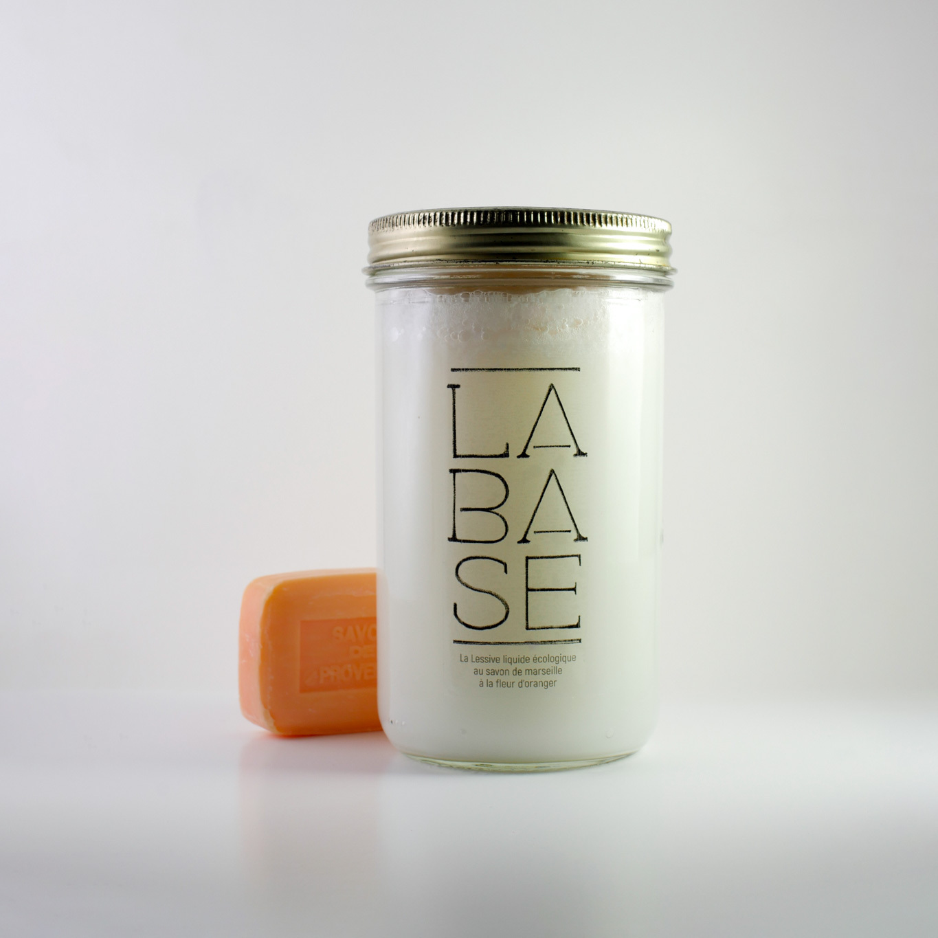 LA LESSIVE LIQUIDE À LA FLEUR D'ORANGER - 1L