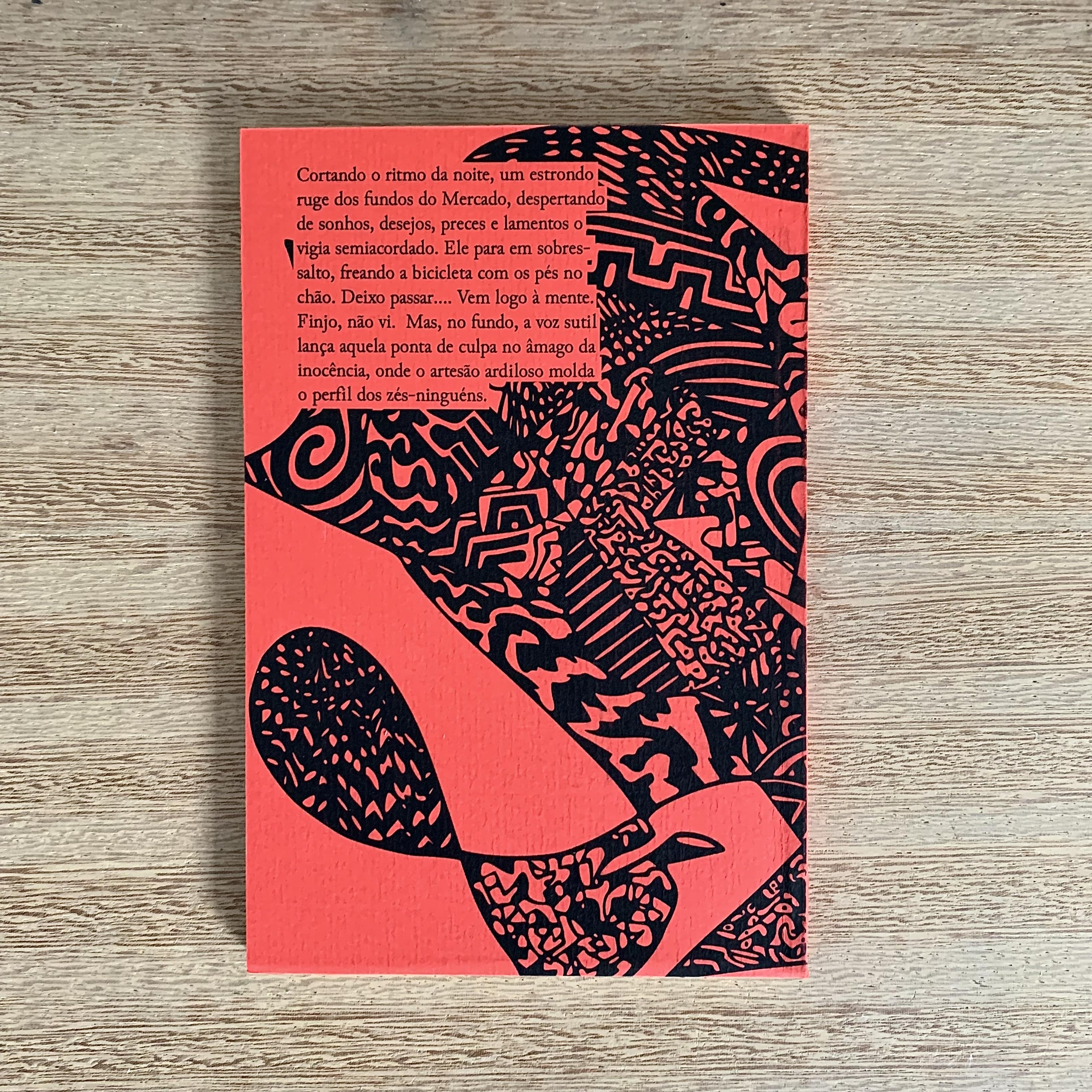 CHAMA COM DOIS OLHOS ANDANDO | EZUS 