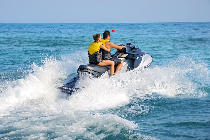 Water Sports Jetski in Boracay - 15 MINUTES (UNIT SHARING FOR 2 PERSON)