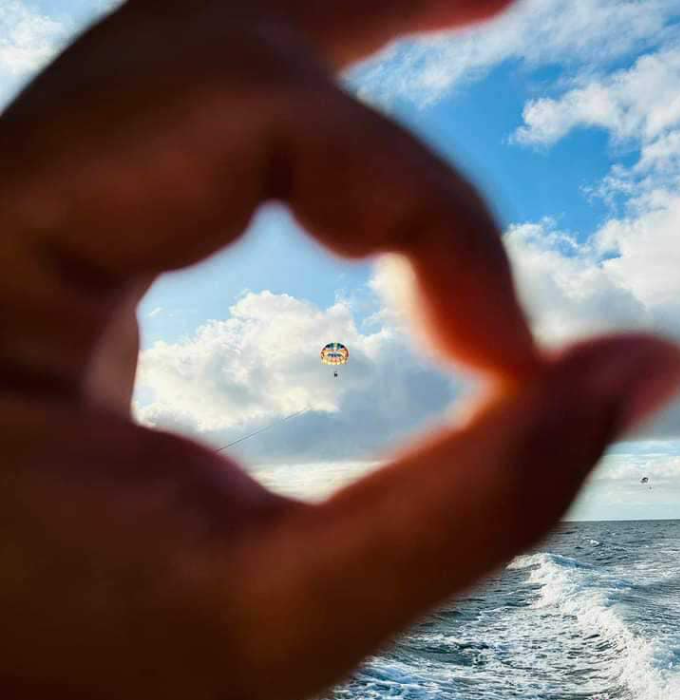 Experienced Parasailling Adventure in Boracay Island for SOLO