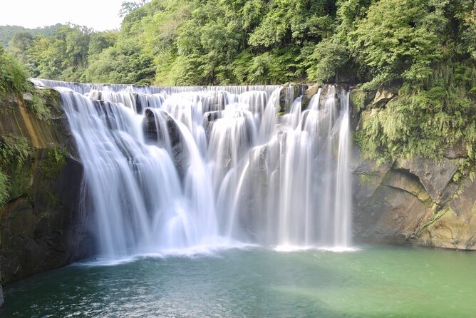 Yehliu & Jiufen & Shifen Day Tour (Departure from Ximending) In Taiwan