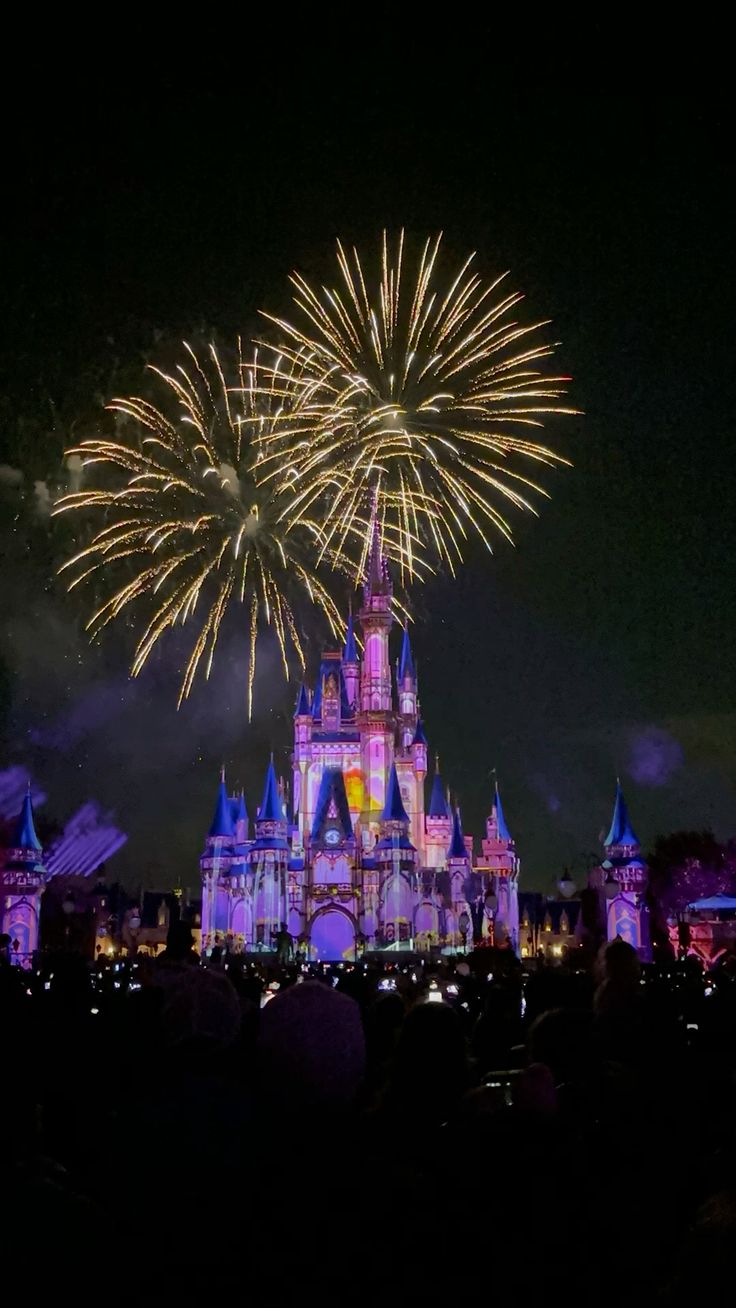 5D/4N Magical Hongkong with Disneyland and Ocean Park / Stay in Regal Hotel Knowloon