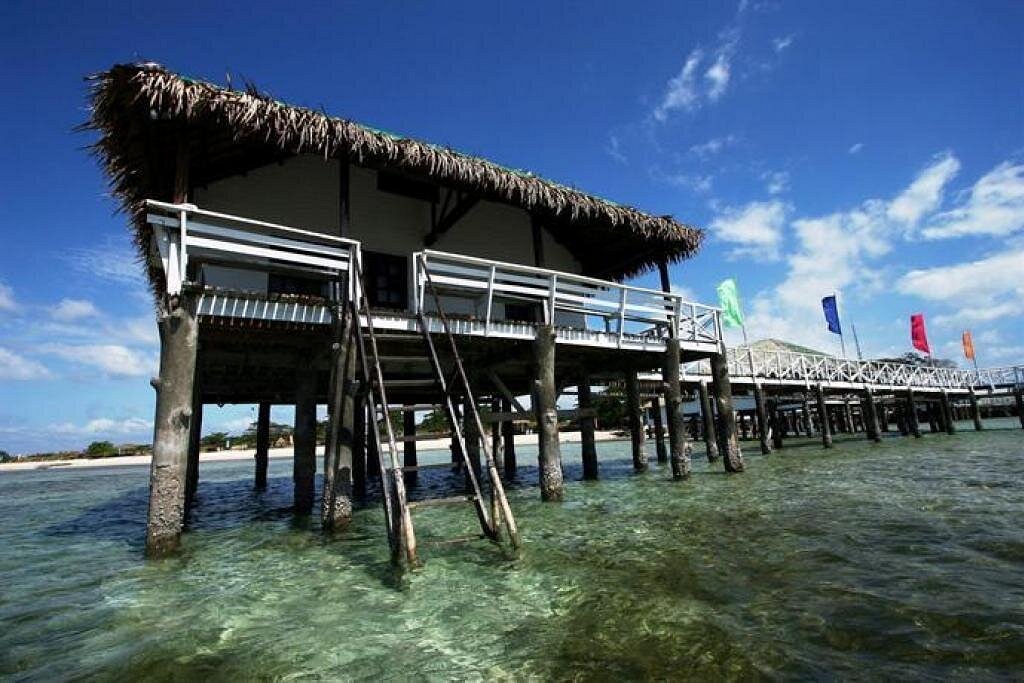 Beach Trip From Manila (Private Tour)