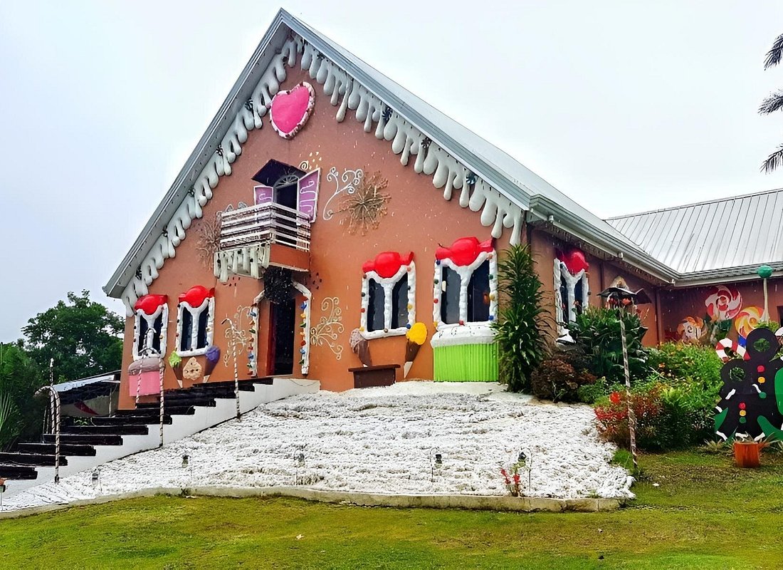 Cavite History & Leisure