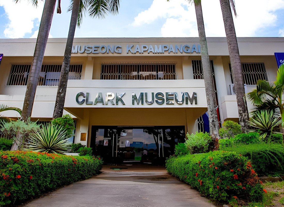 5 Days Private Tour to Manila Angeles and Vigan Ilocos