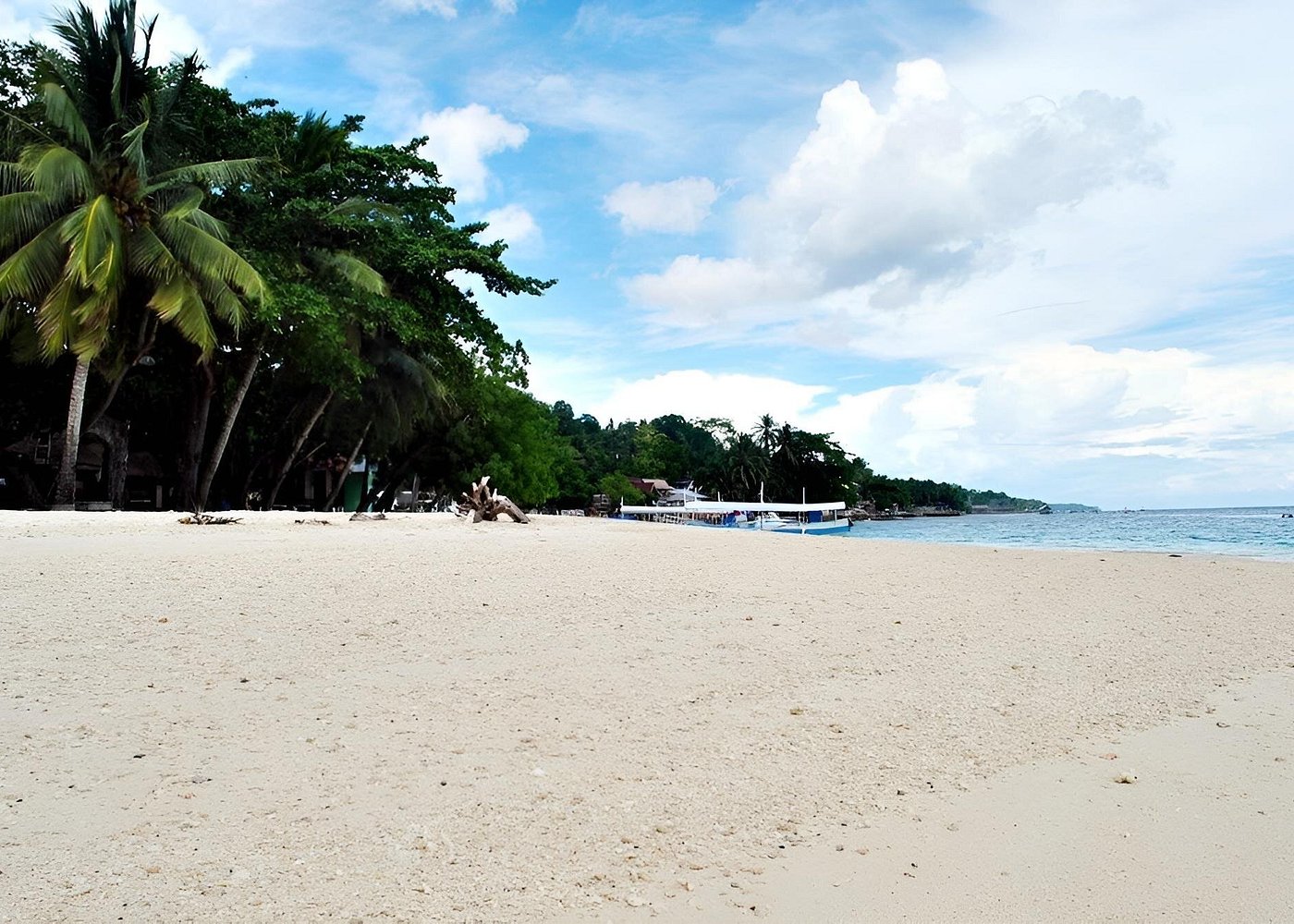 Beach Holiday in Samal Islands (8 Hours)