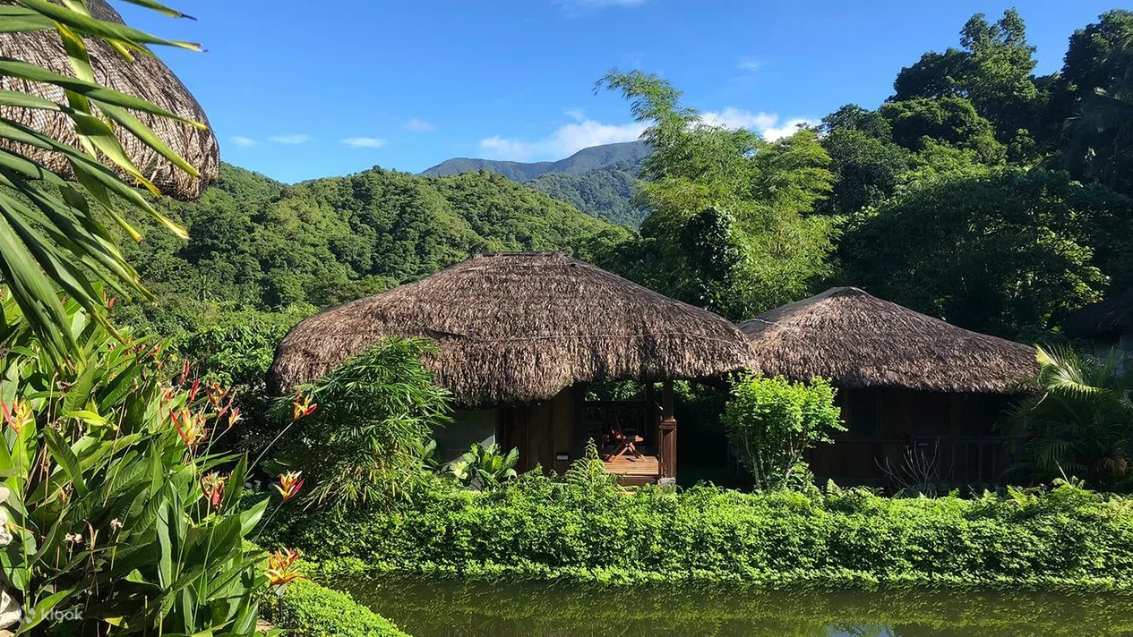Adams Day Tour with Pagudpud Sidetrip in Ilocos