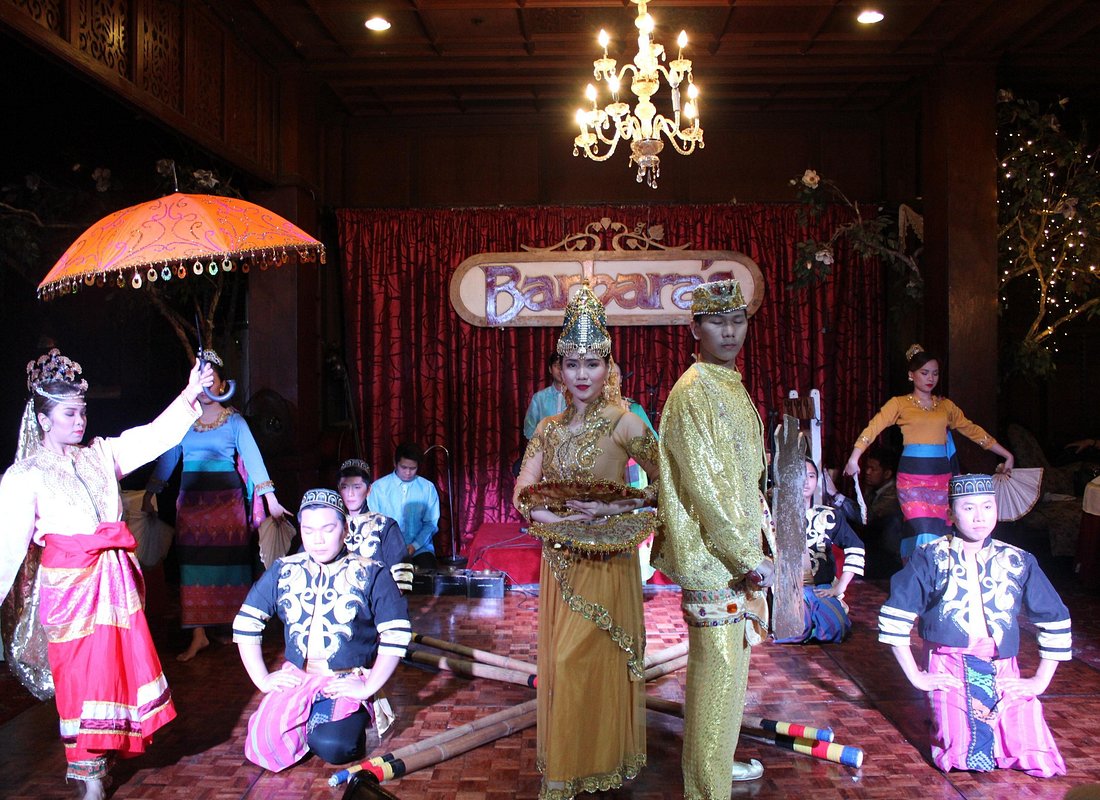 Cultural Dance Show with Dinner in Manila