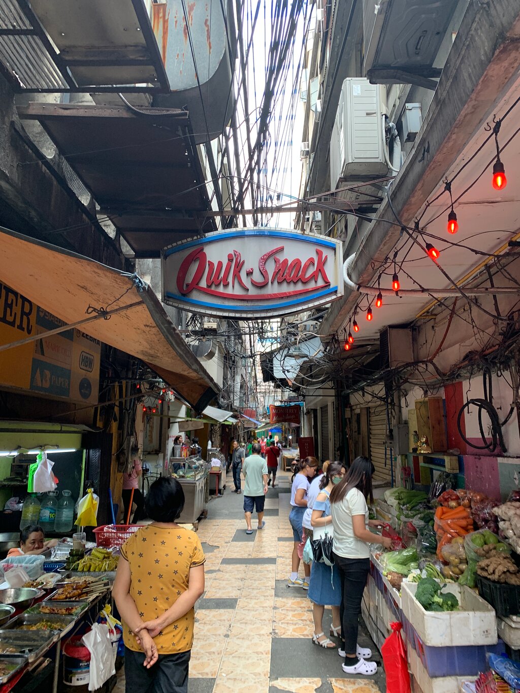 Manila's Culinary Expedition: The Ultimate Food and Market Tour