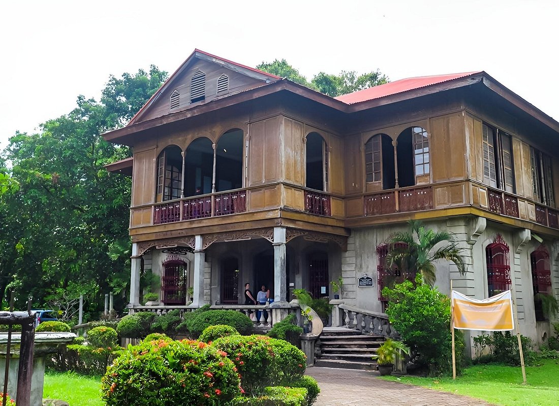 Silay Heritage Tour In Bacolod