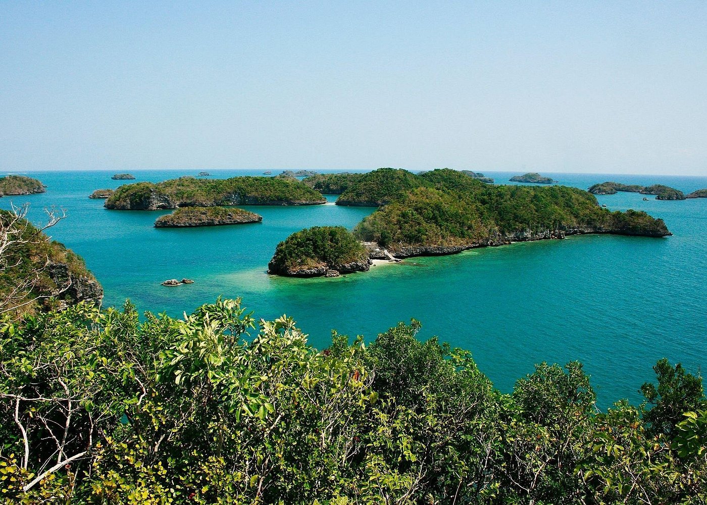 Hundred Islands Day tour in Pangasinan (Private) Min. of 4 Person