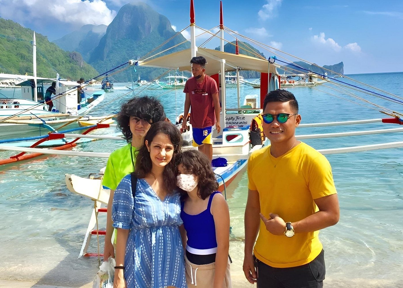 El Nido Tour A - Group w/ Buffet Lunch