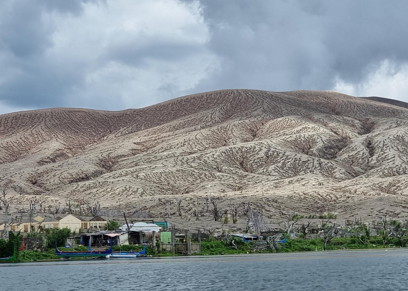 Amazing Taal Volcano Tour (Boat Included)