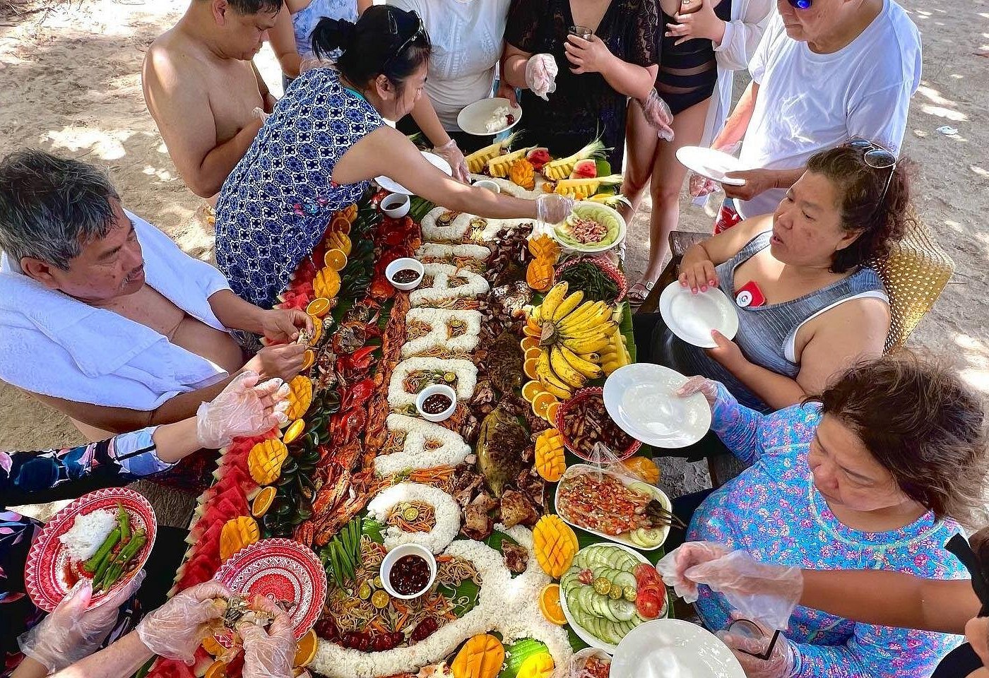 Private Tri Island Hopping & Boodle Fight Lunch in Siargao Island